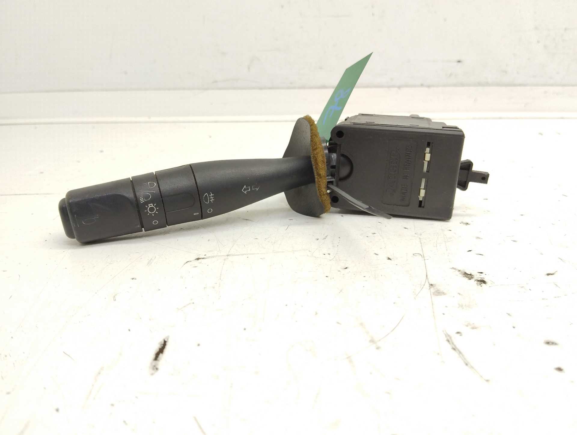 Recambio de mando intermitentes para peugeot 306 berlina 3/4/5 puertas (s2) graffic referencia OEM IAM 96236415ZL 34388501 