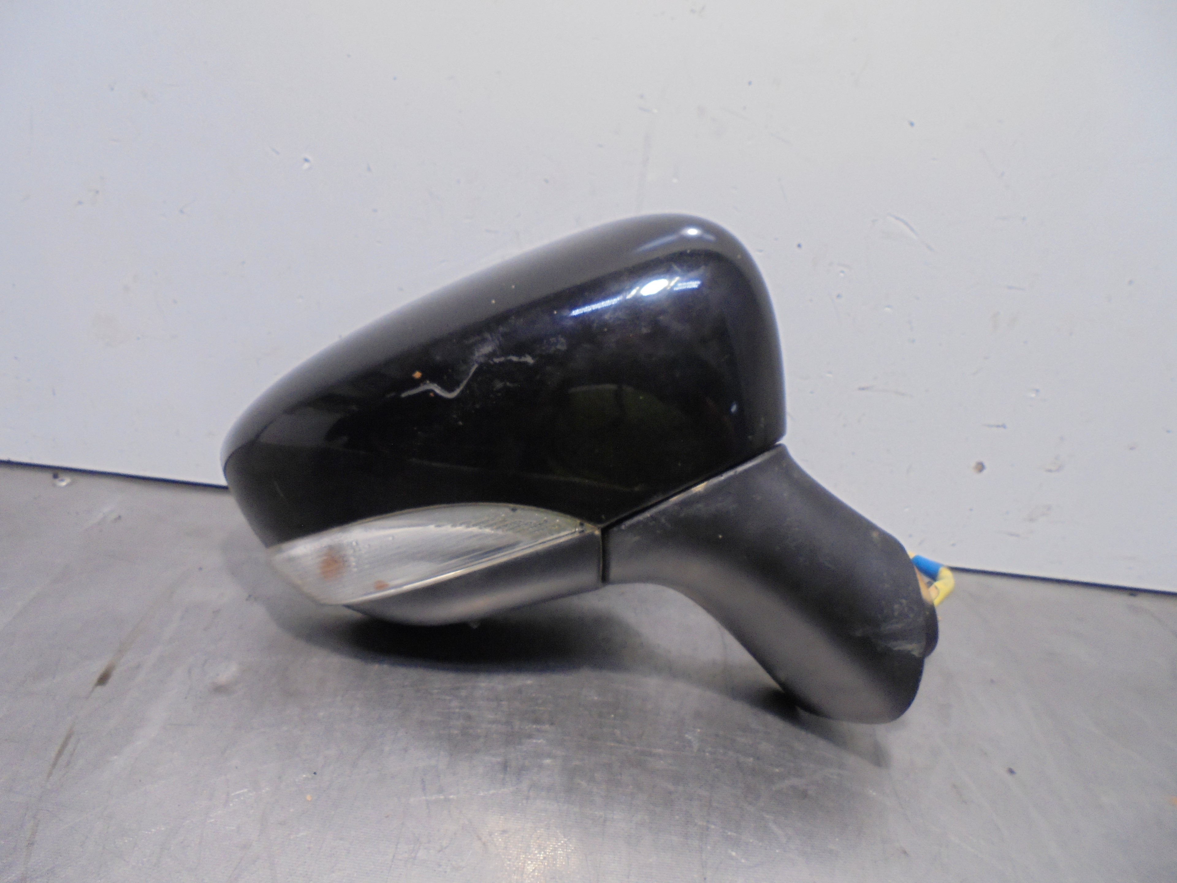 Recambio de retrovisor derecho para renault captur dynamique referencia OEM IAM 963019859R 9 PINES 
