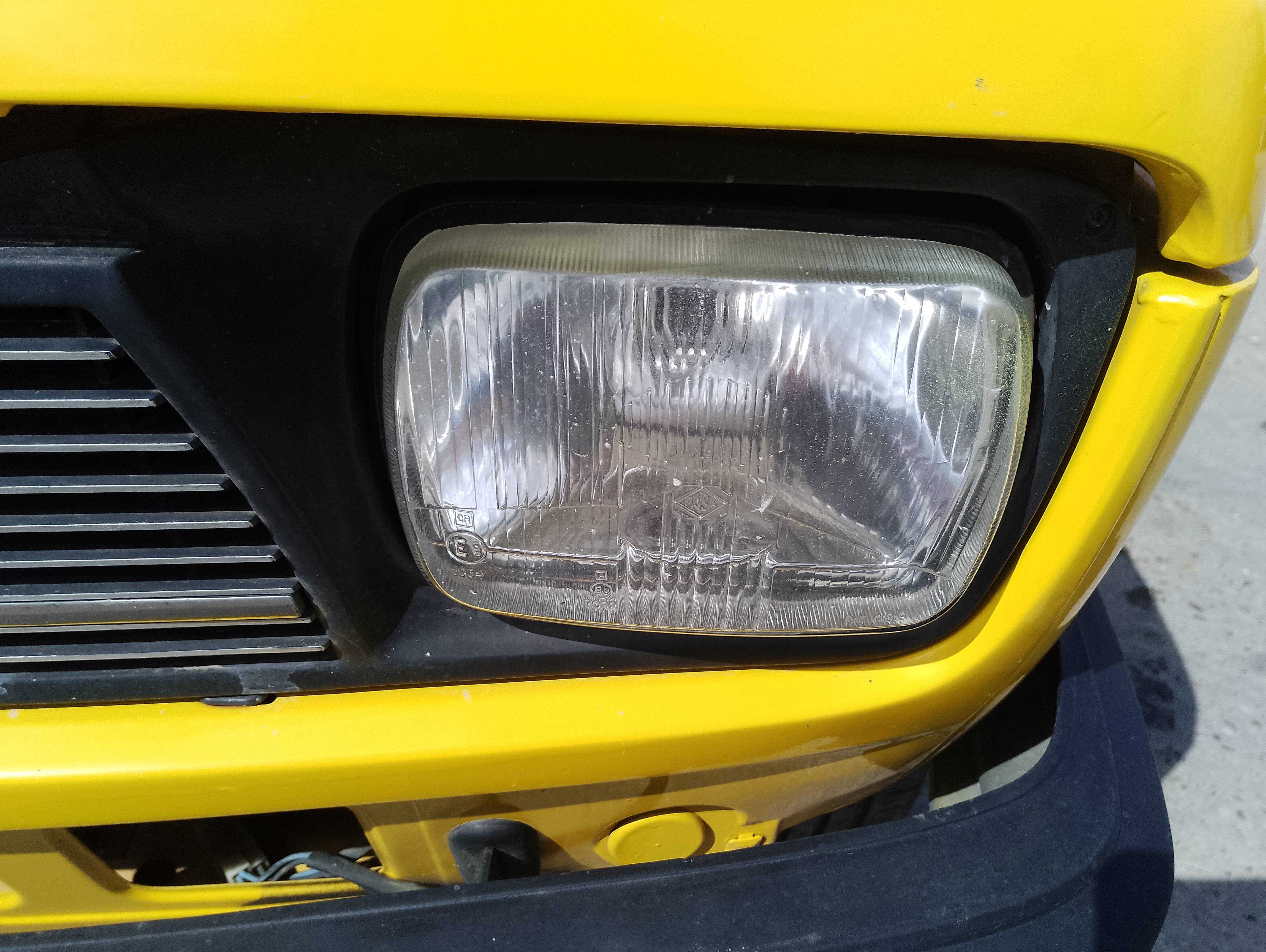 Recambio de faro izquierdo para seat 127 referencia OEM IAM   