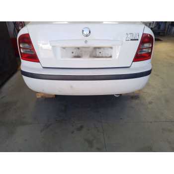 PARAGOLPES TRASERO 1U6807421A 