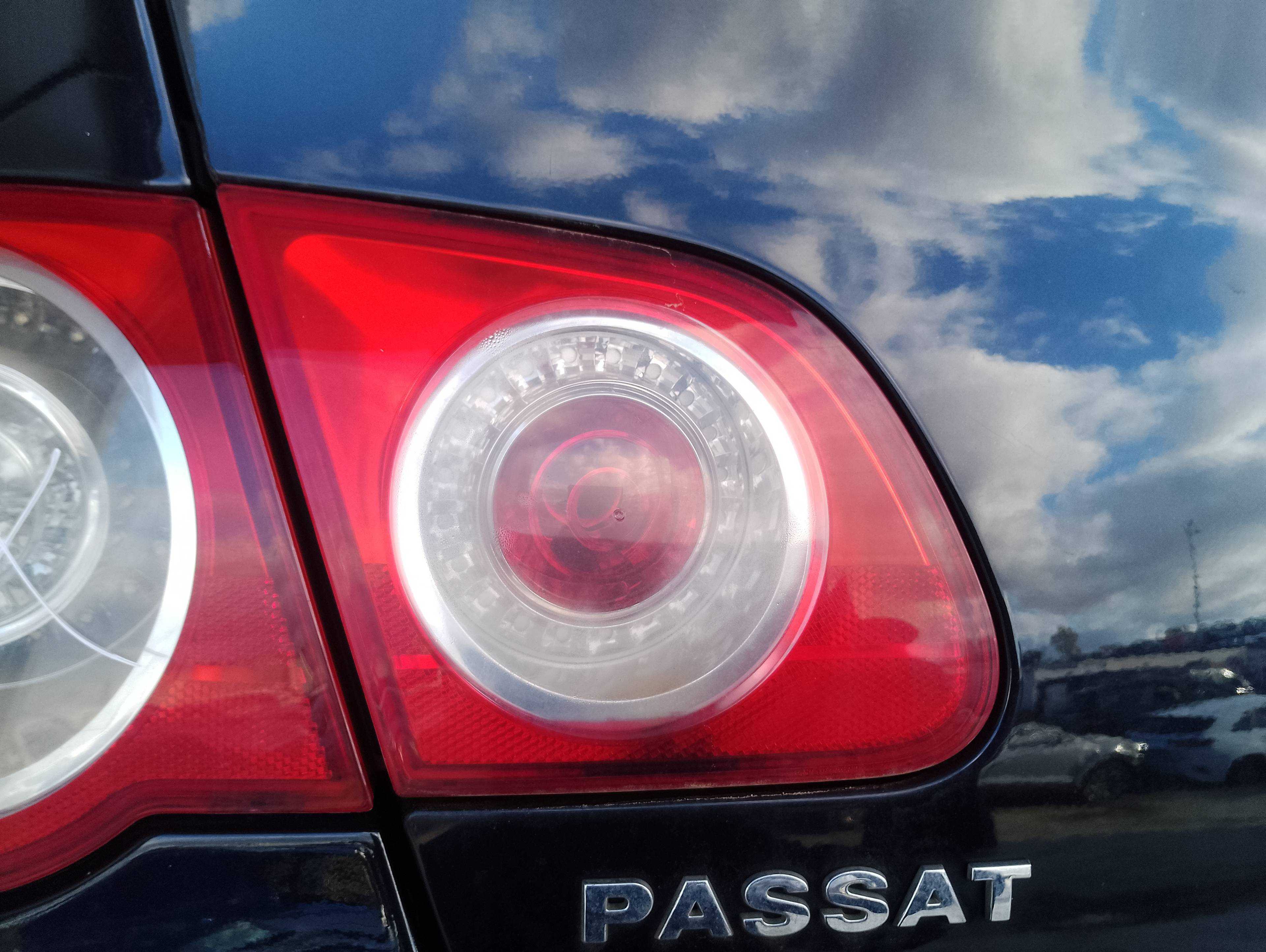 Recambio de piloto porton trasero izquierdo para volkswagen passat berlina (3c2) advance referencia OEM IAM   