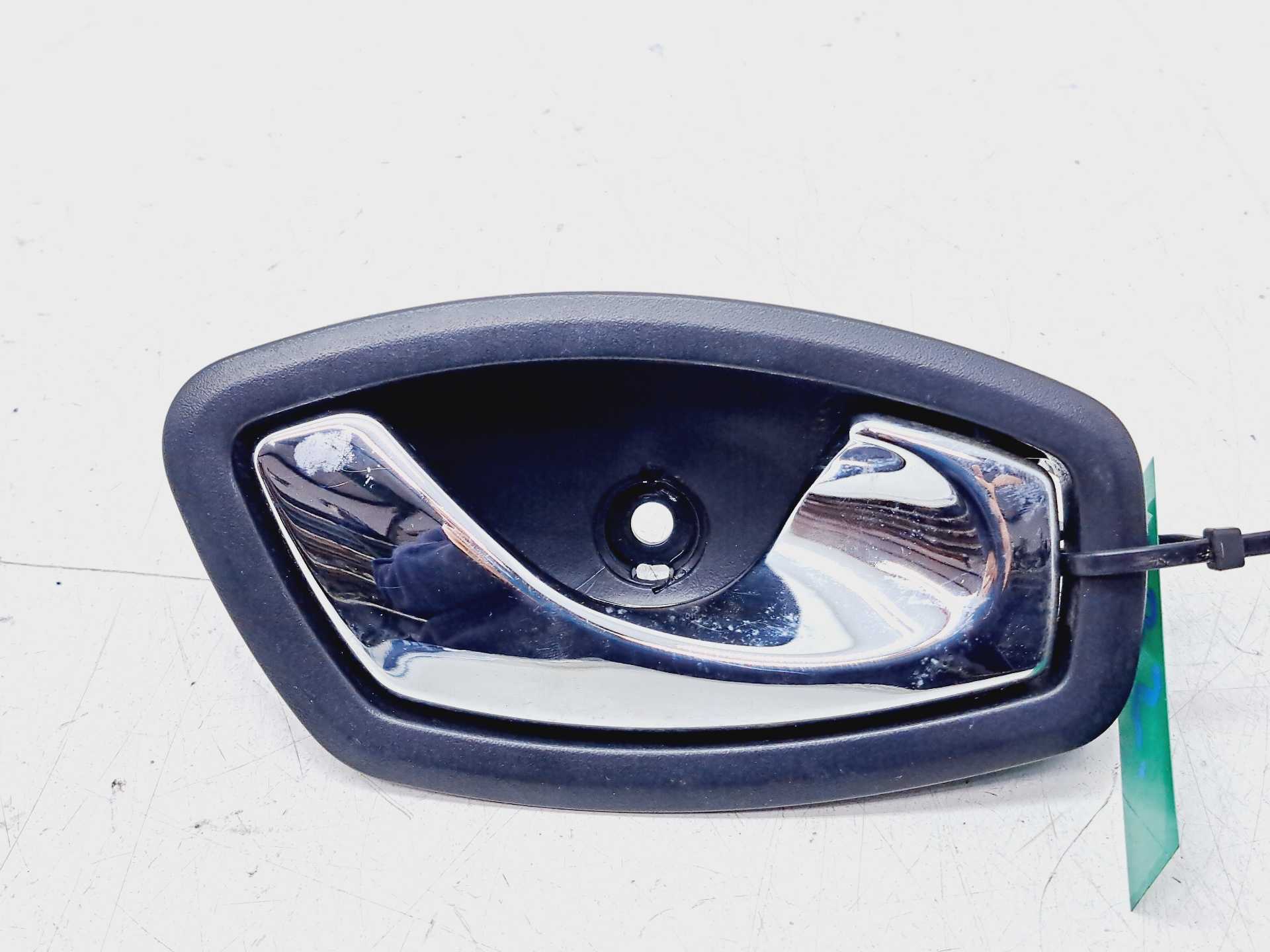 Recambio de maneta interior delantera derecha para renault megane iii berlina 5 p business referencia OEM IAM 826720001R  
