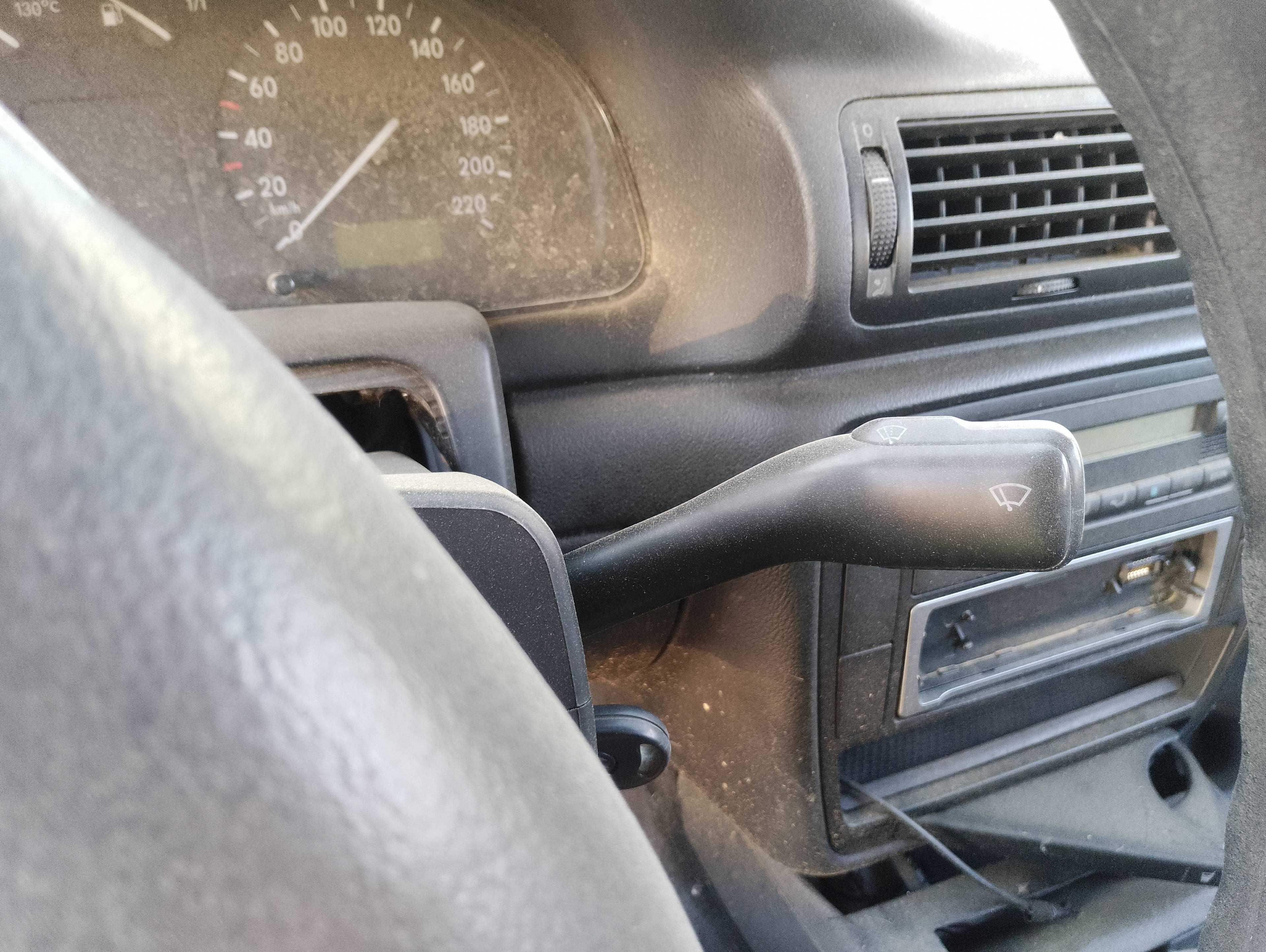 Recambio de mando elevalunas trasero derecho para volkswagen passat berlina (3a2) cl referencia OEM IAM   