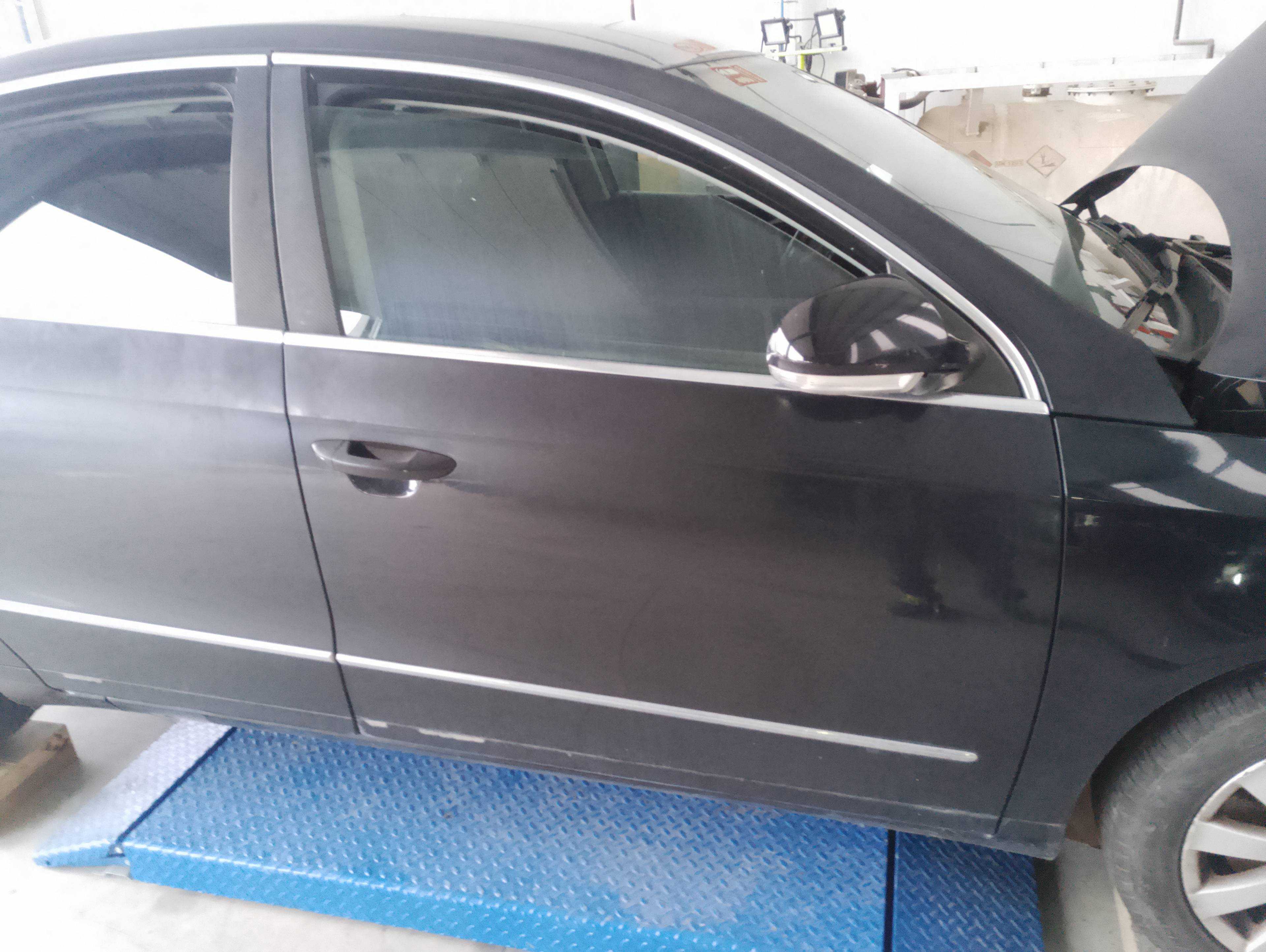 Recambio de puerta delantera derecha para volkswagen passat berlina (3c2) advance referencia OEM IAM   
