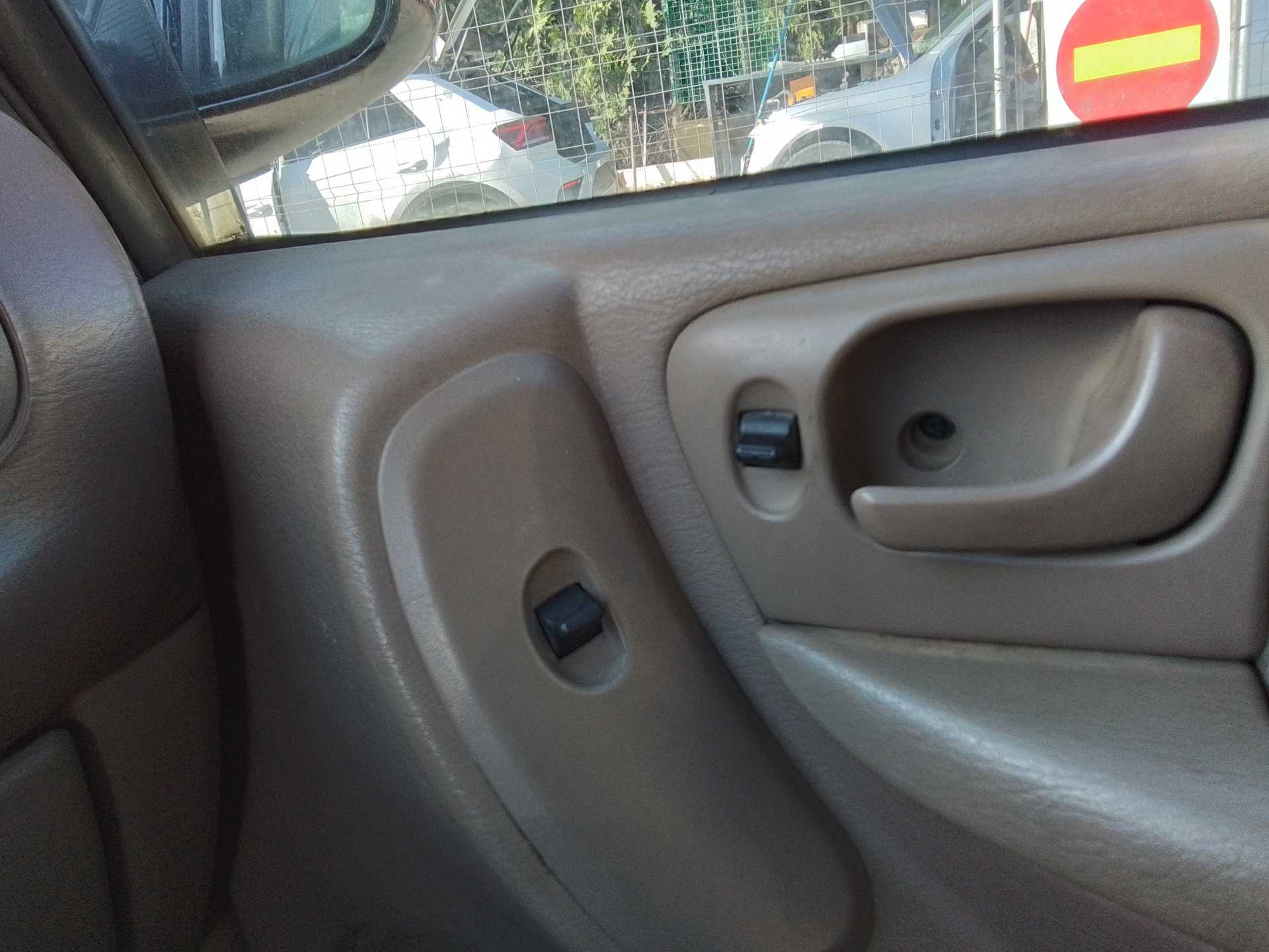 Recambio de mando elevalunas delantero derecho para chrysler voyager (rg) 2.5 crd executive referencia OEM IAM   