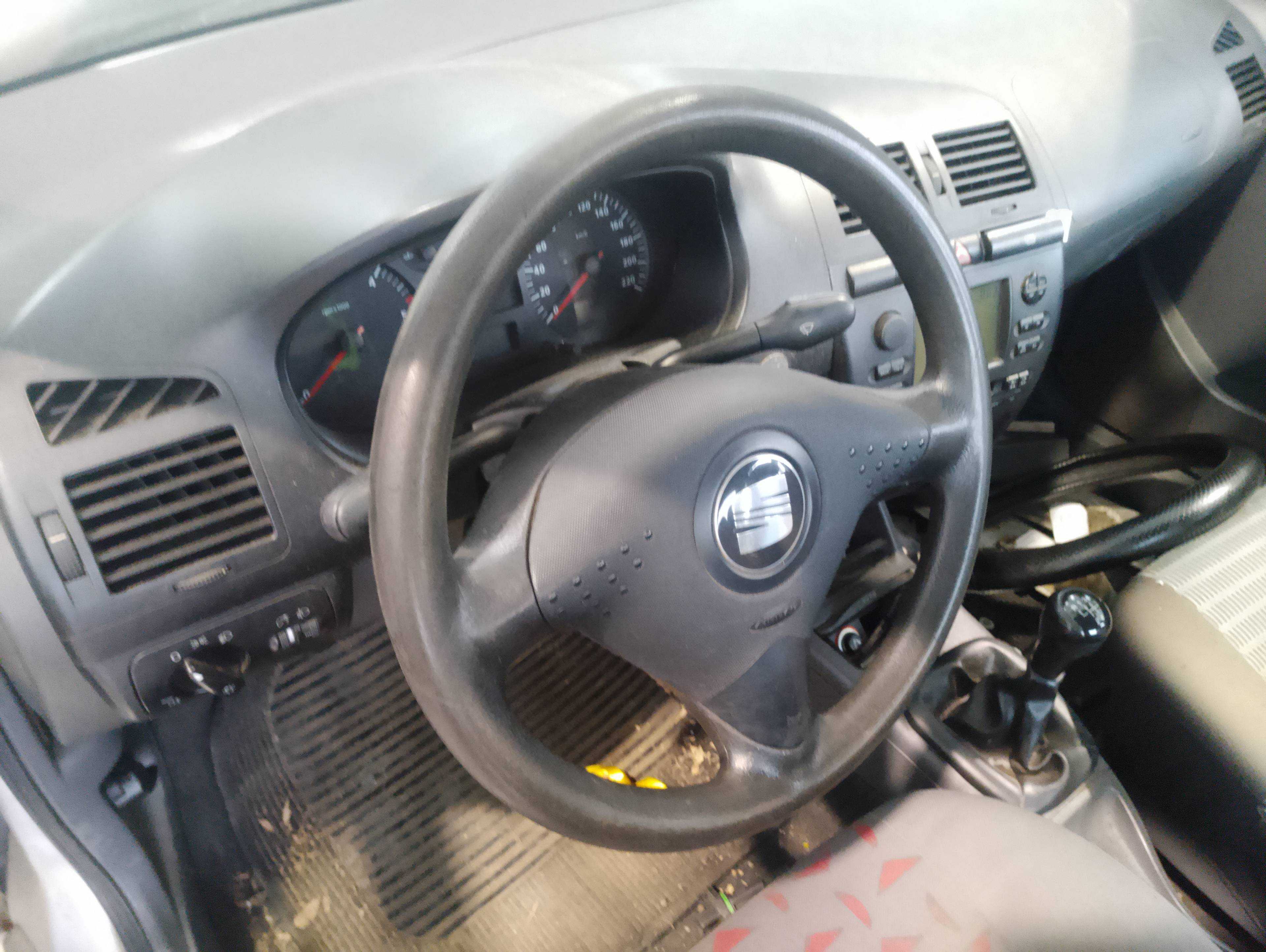Recambio de volante para seat cordoba berlina (6k2) sport referencia OEM IAM   