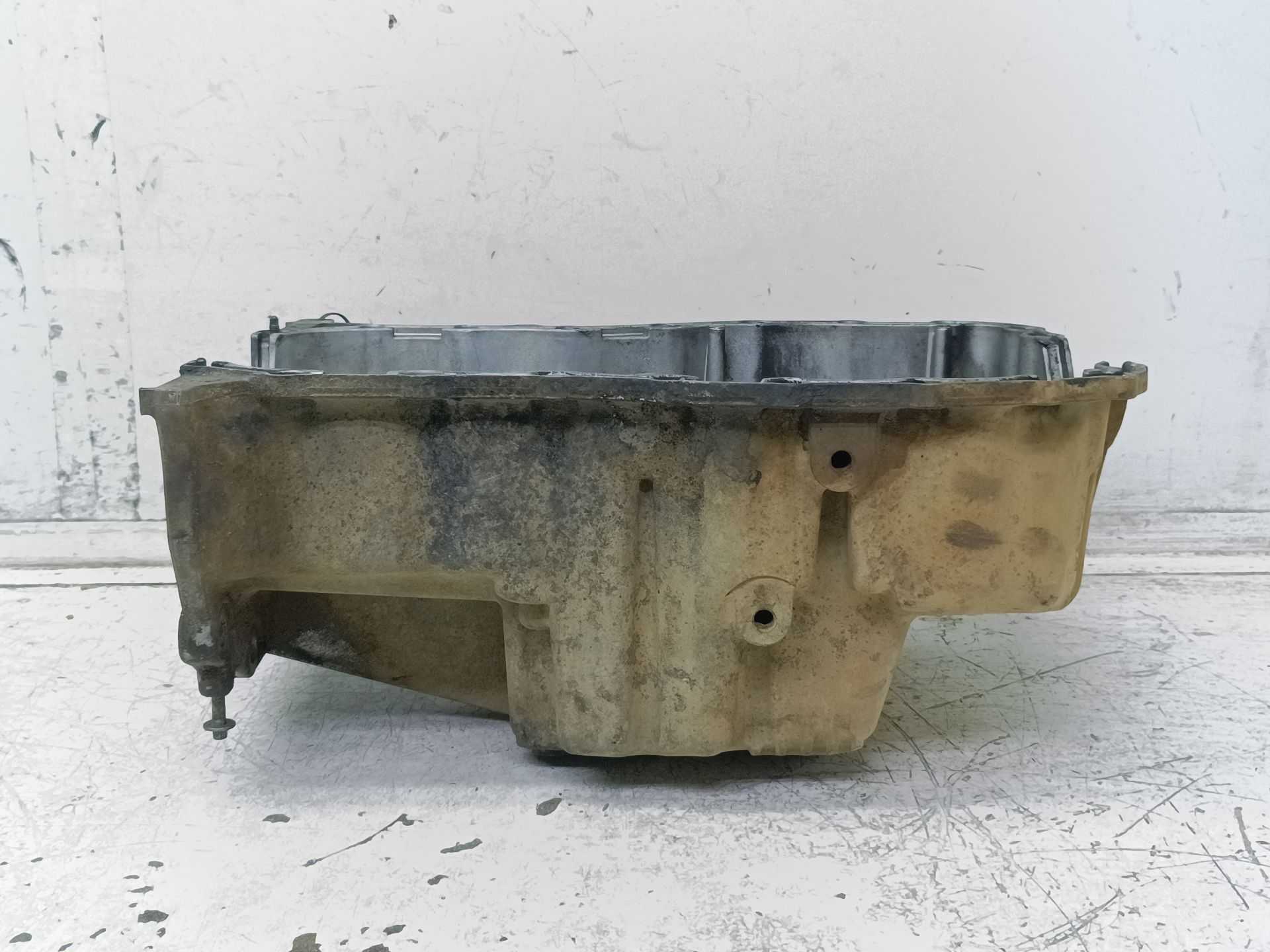 Recambio de carter para renault kangoo (f/kc0) alize referencia OEM IAM 8200188389  