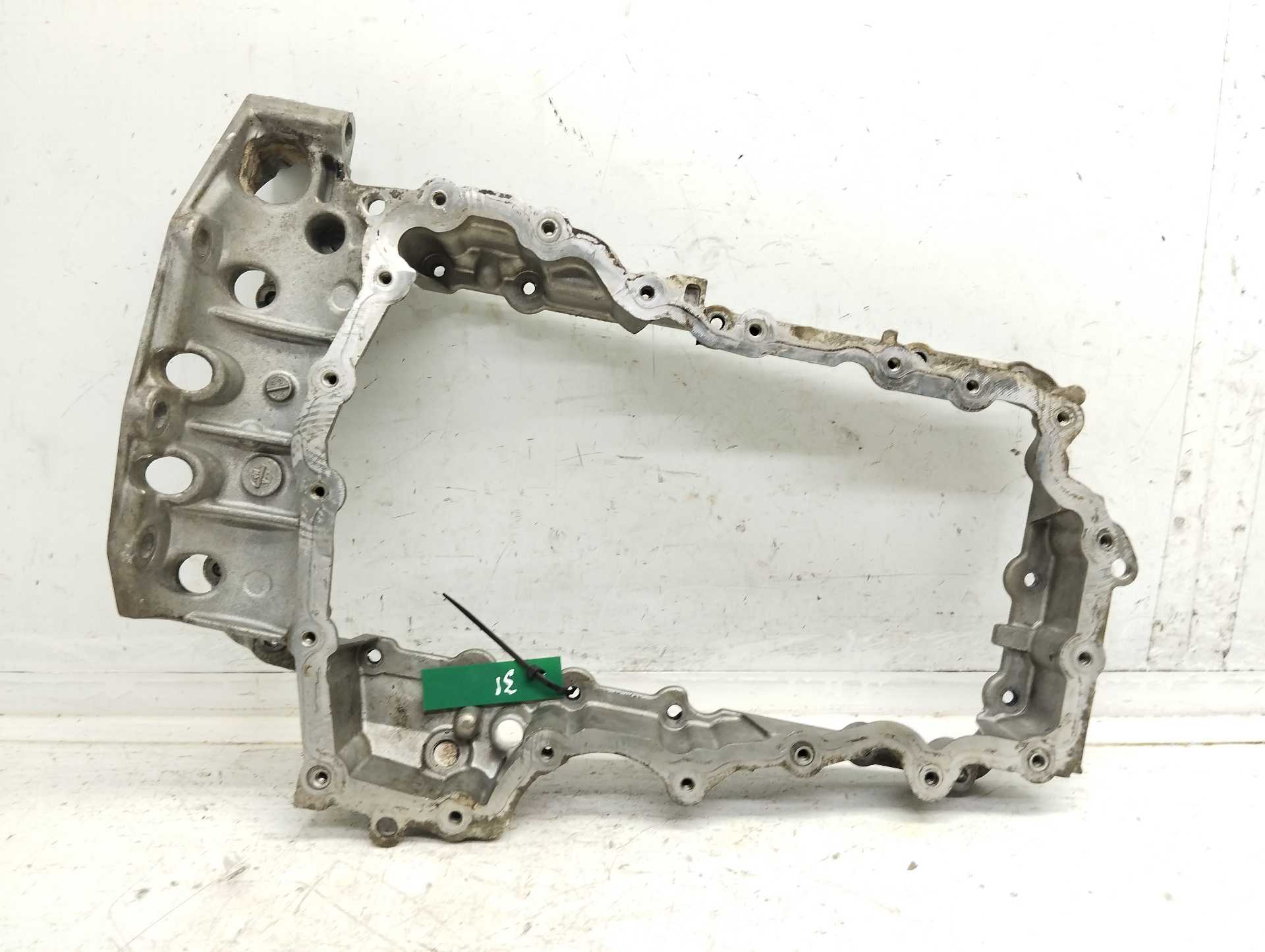 Recambio de sobrecarter para ford kuga (cbs) st-line 2wd referencia OEM IAM 9809296280  