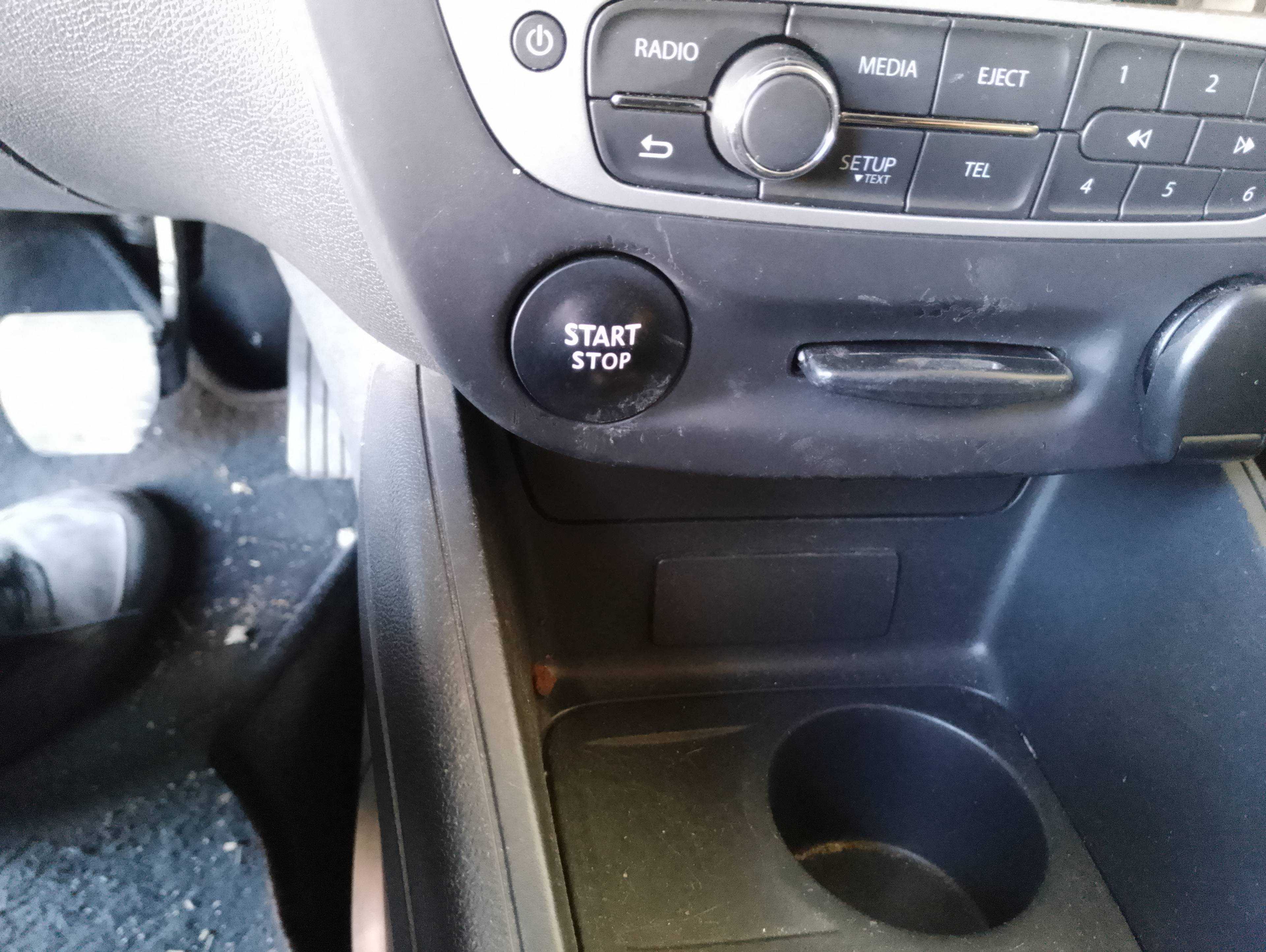 Recambio de conmutador de arranque para renault megane iii sport tourer dynamique referencia OEM IAM   