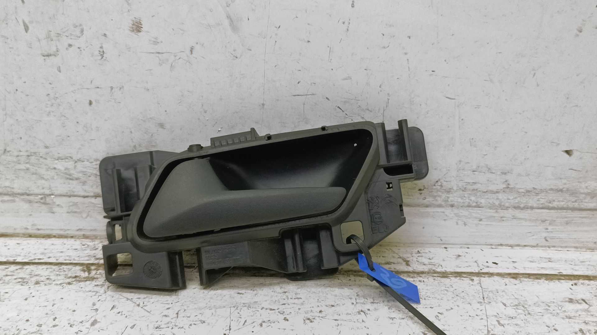 Recambio de maneta interior delantera izquierda para opel combo furgoneta/monovolumen (k9) 1.5 d referencia OEM IAM 98197439ZD  