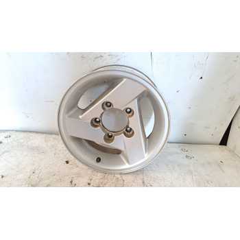 LLANTA r15 4321082a4027s 