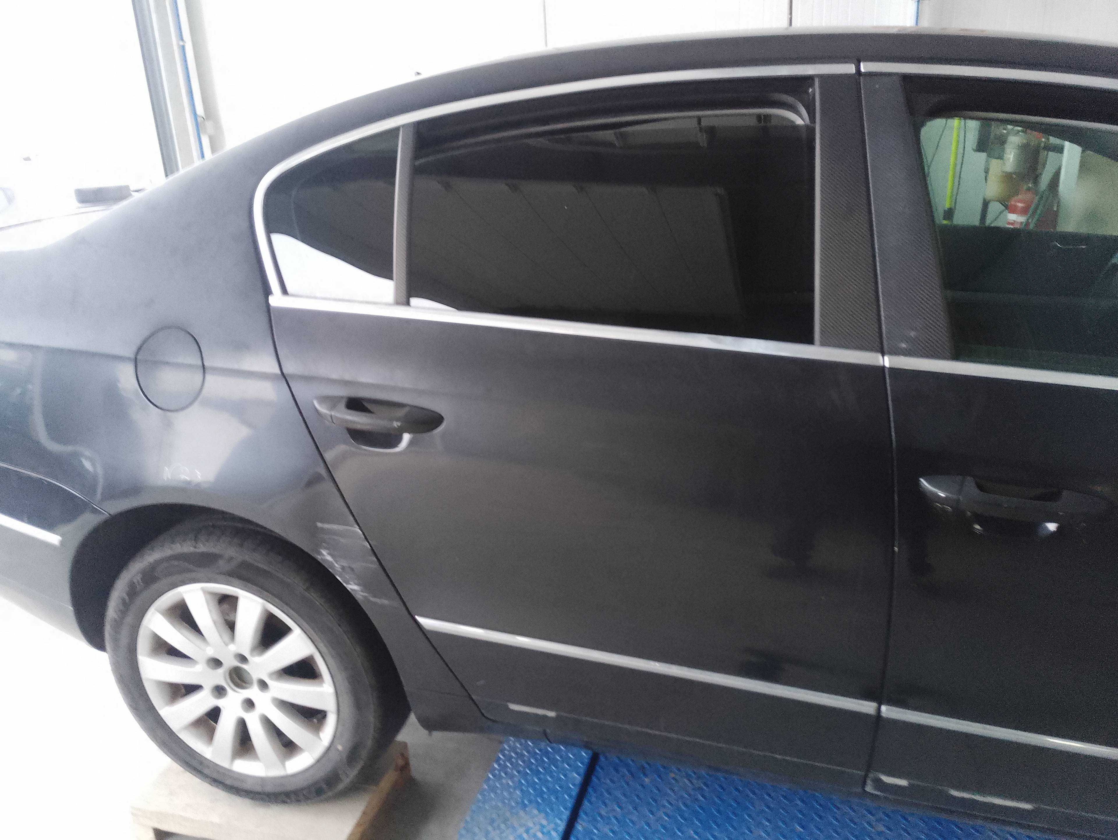 Recambio de puerta trasera derecha para volkswagen passat berlina (3c2) advance referencia OEM IAM   