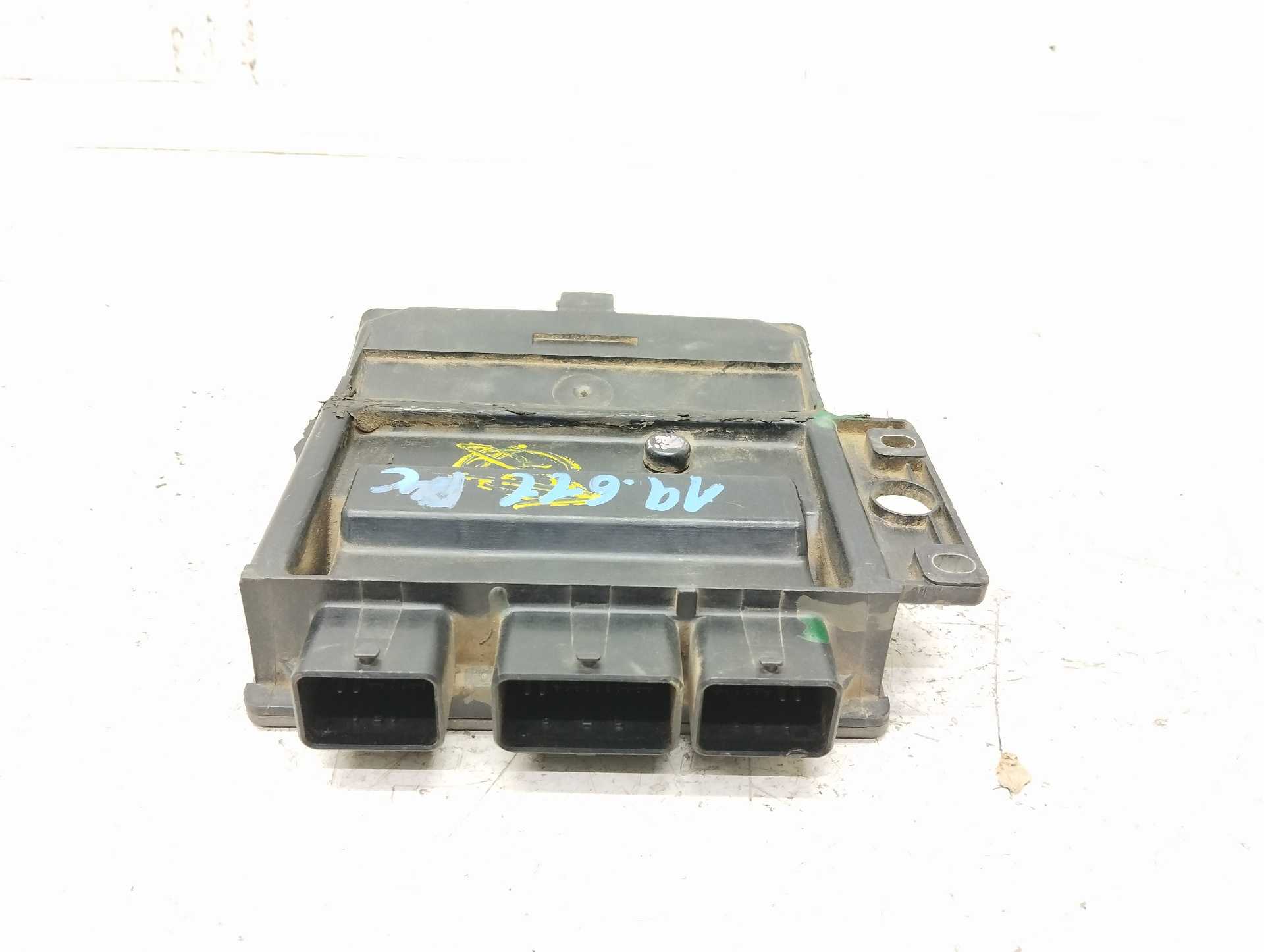 Recambio de centralita motor uce para renault kangoo (f/kc0) alize referencia OEM IAM 8200253520 HOM8200140057 
