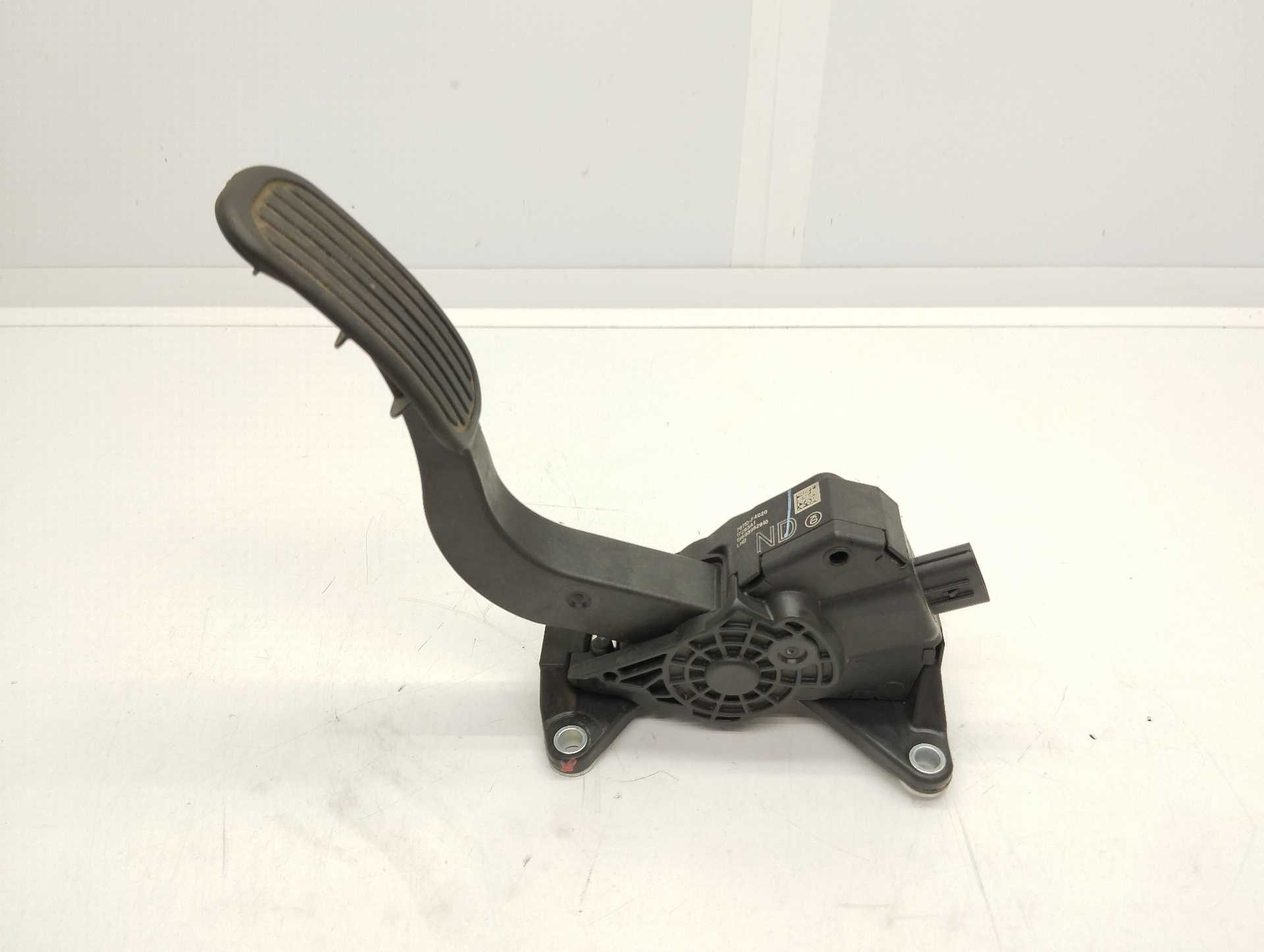 Recambio de pedal acelerador para toyota c-hr hybrid active referencia OEM IAM 78110F4020 17263A1 19693982910