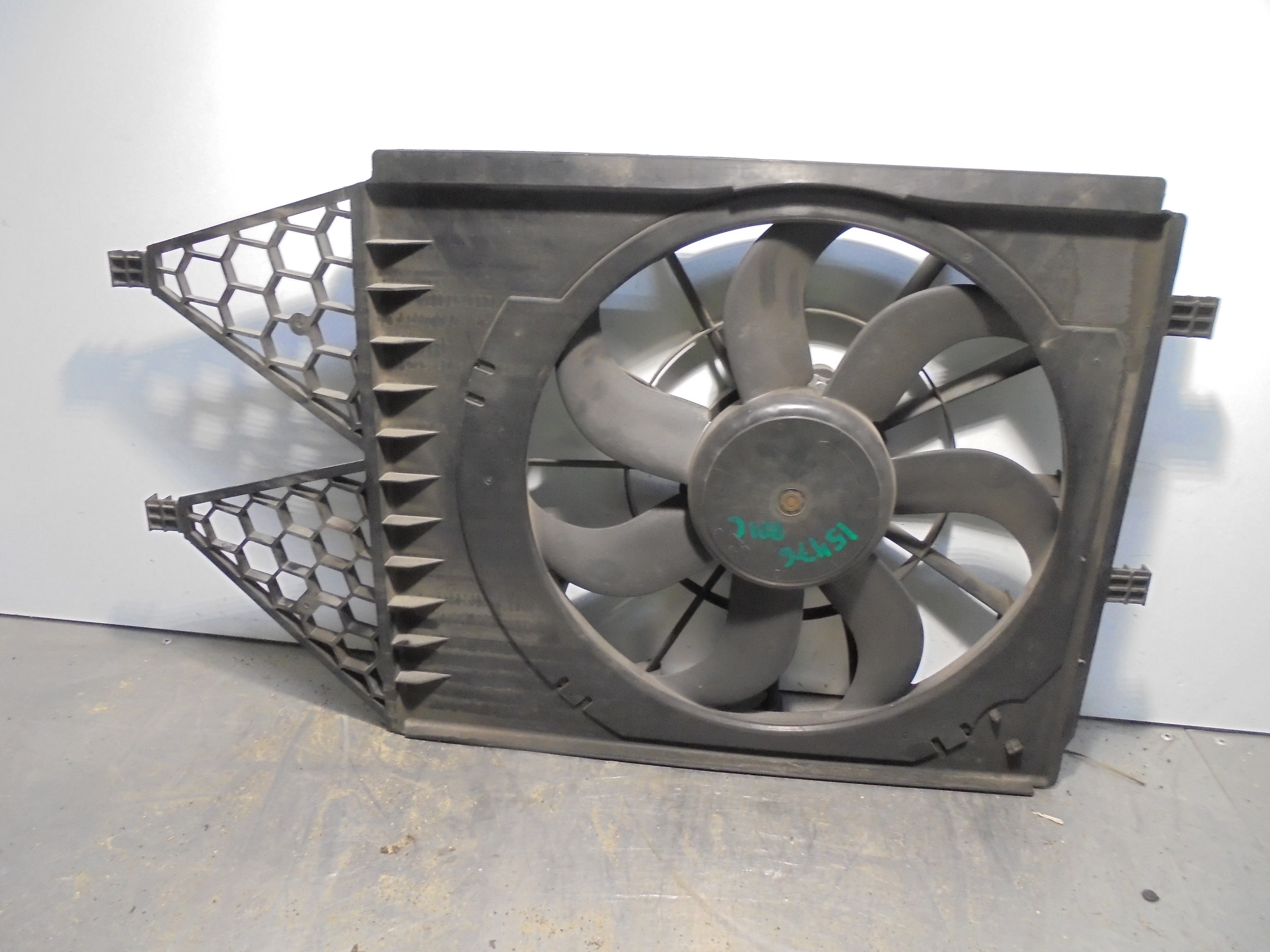 Recambio de electroventilador para skoda fabia (5j2 ) ambition referencia OEM IAM   
