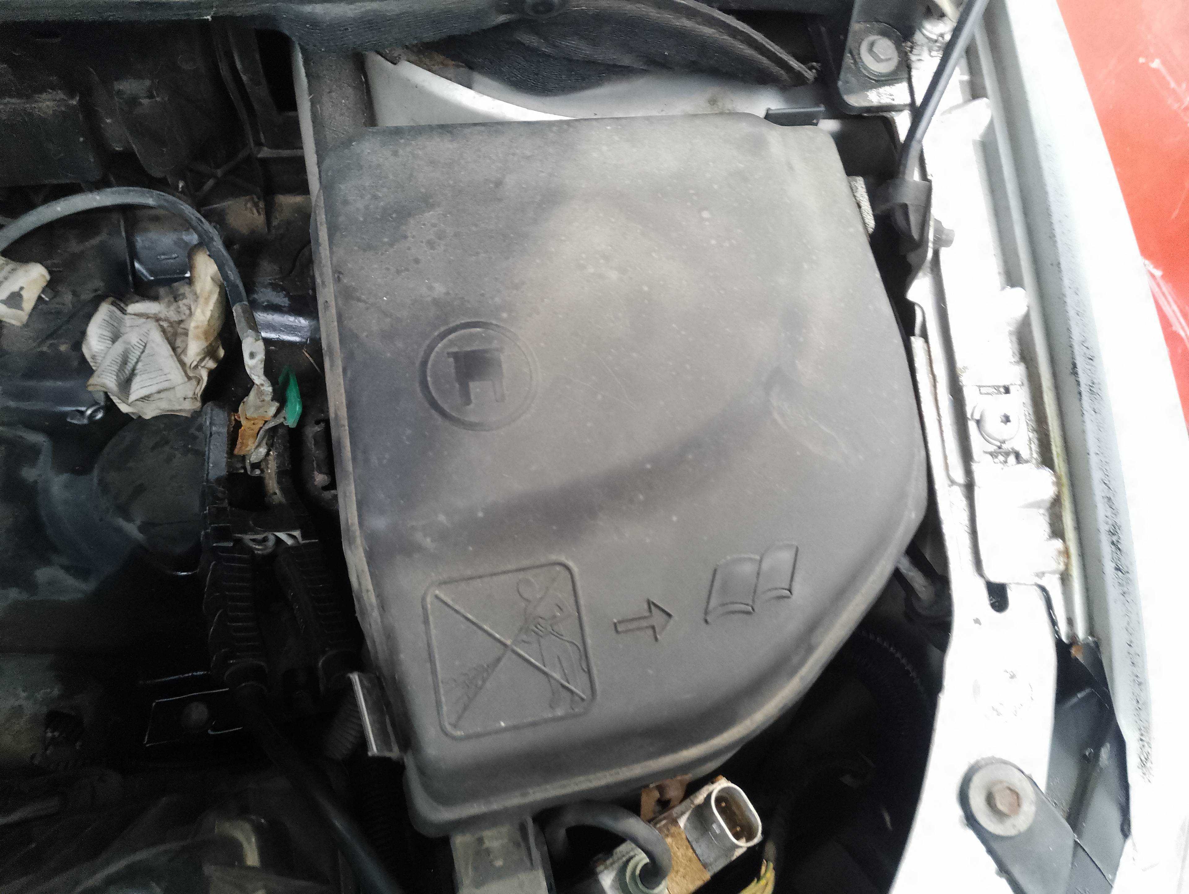 Recambio de caja reles / fusibles para peugeot 307 (s1) xr referencia OEM IAM   