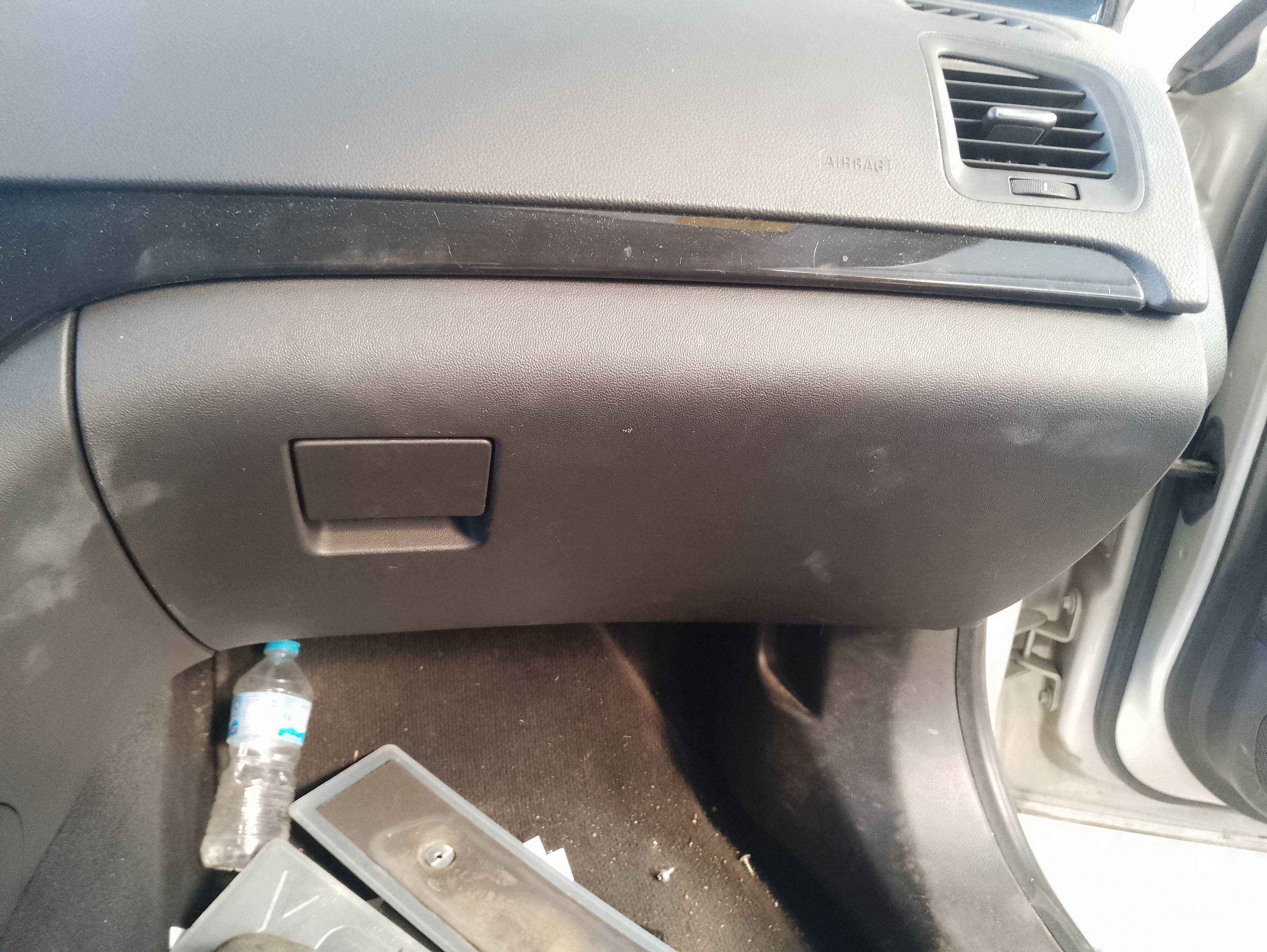 Recambio de guantera para opel insignia sports tourer cosmo referencia OEM IAM   