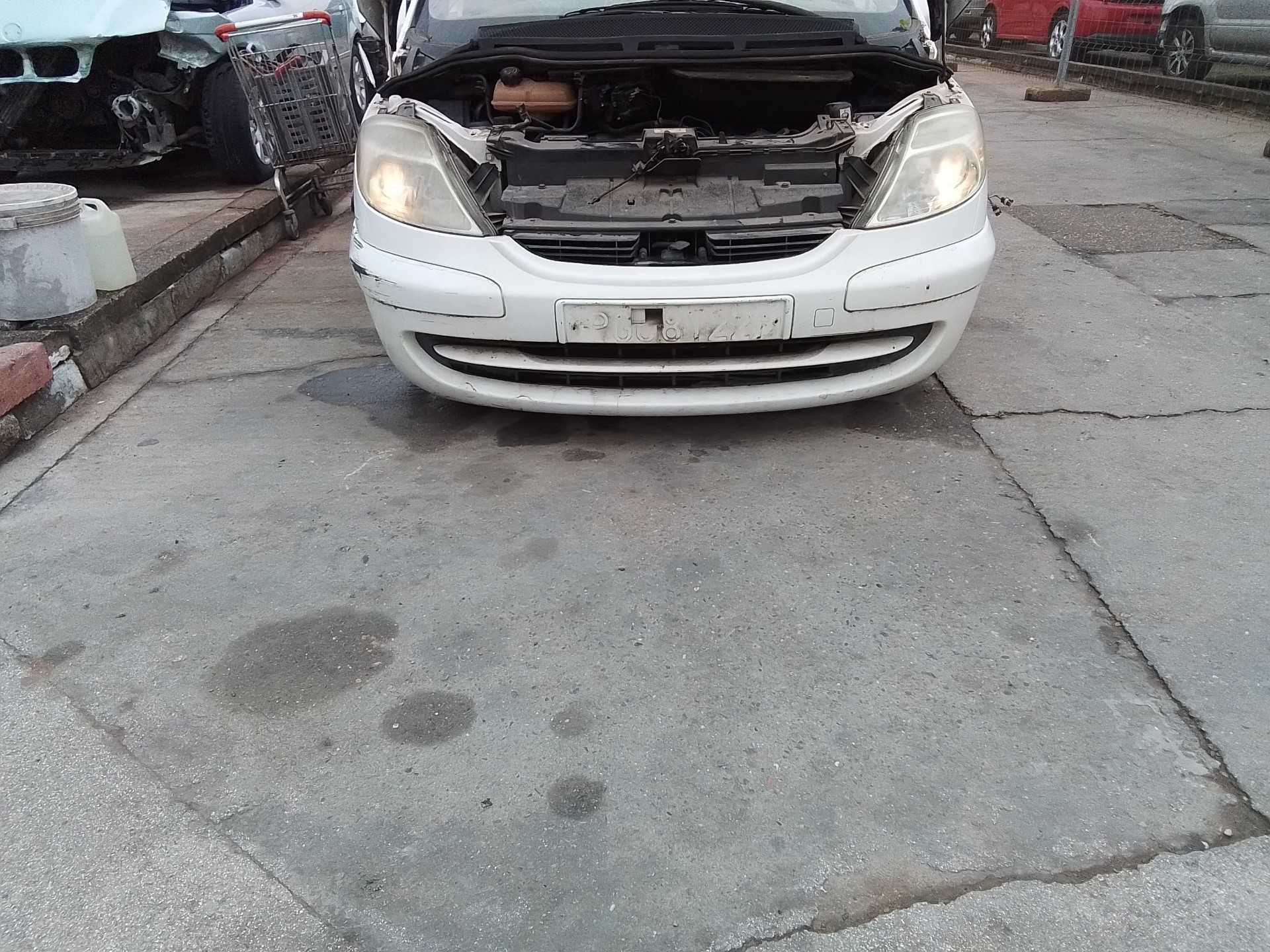 Recambio de paragolpes delantero para citroën c8 2.0 hdi x referencia OEM IAM   
