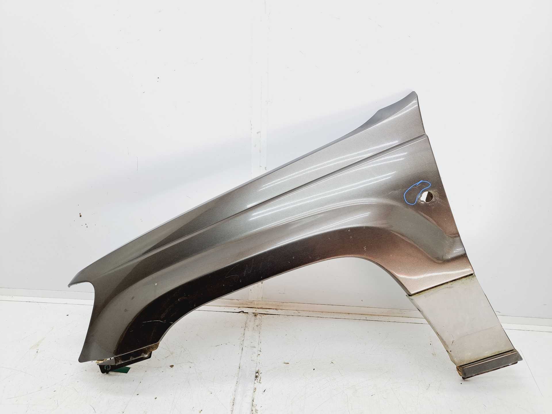Recambio de aleta delantera izquierda para chrysler jeep gr.cherokee (wj/wg) 3.1 td laredo referencia OEM IAM 55135905AB  