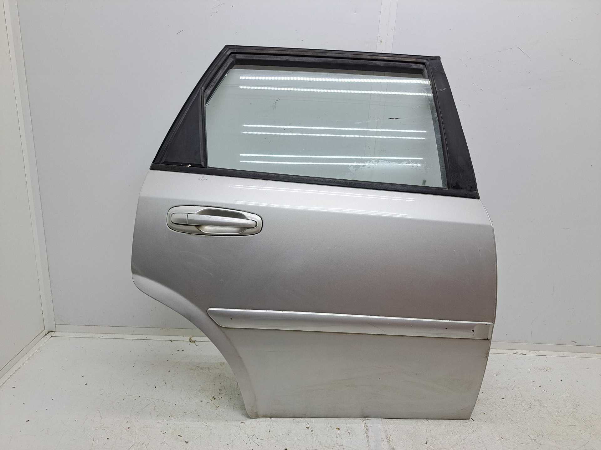 Recambio de puerta trasera derecha para chevrolet nubira berlina 1.8 cat referencia OEM IAM   
