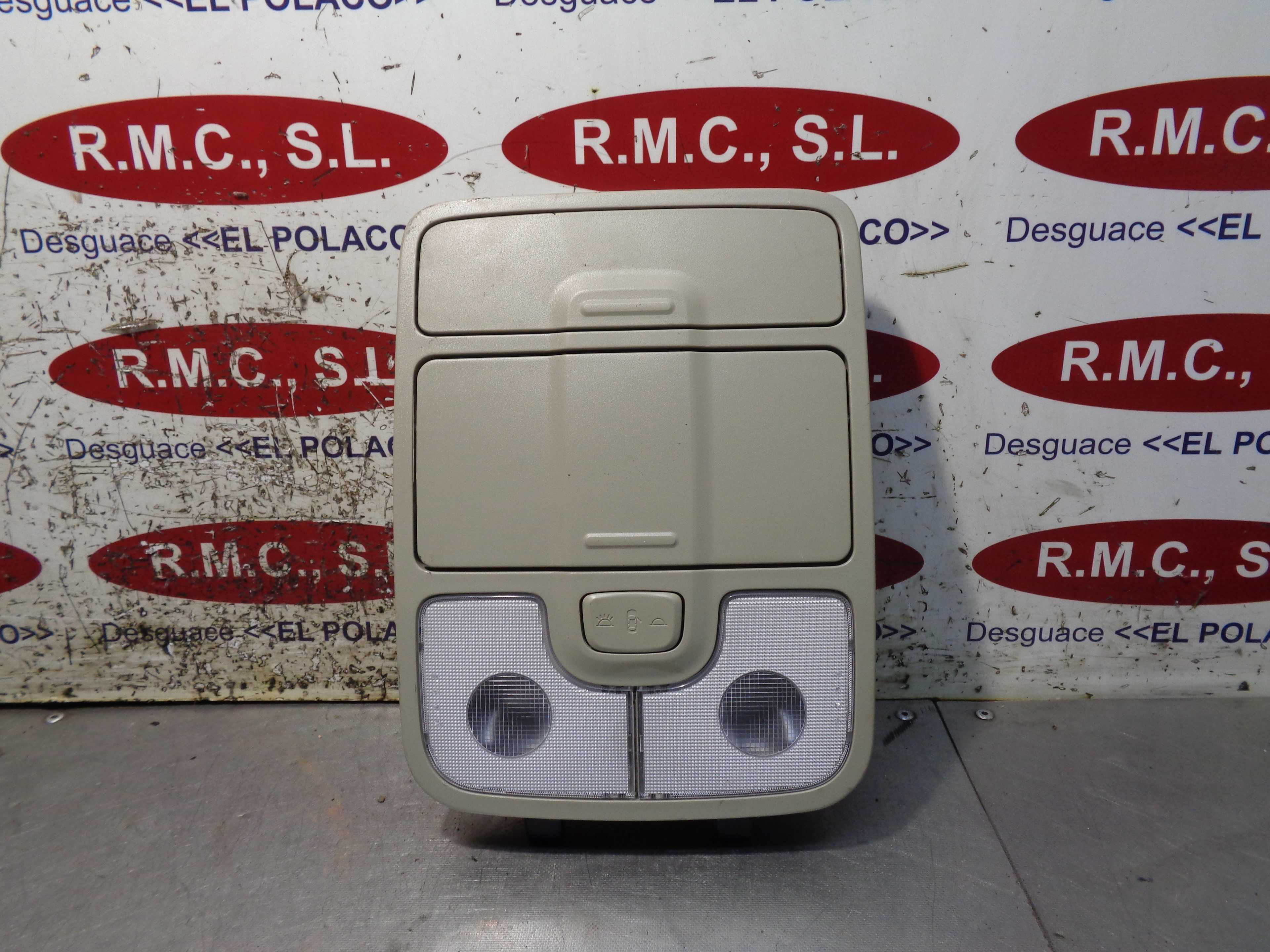 Recambio de luz interior para kia carens ( ) basic referencia OEM IAM 92800A4  