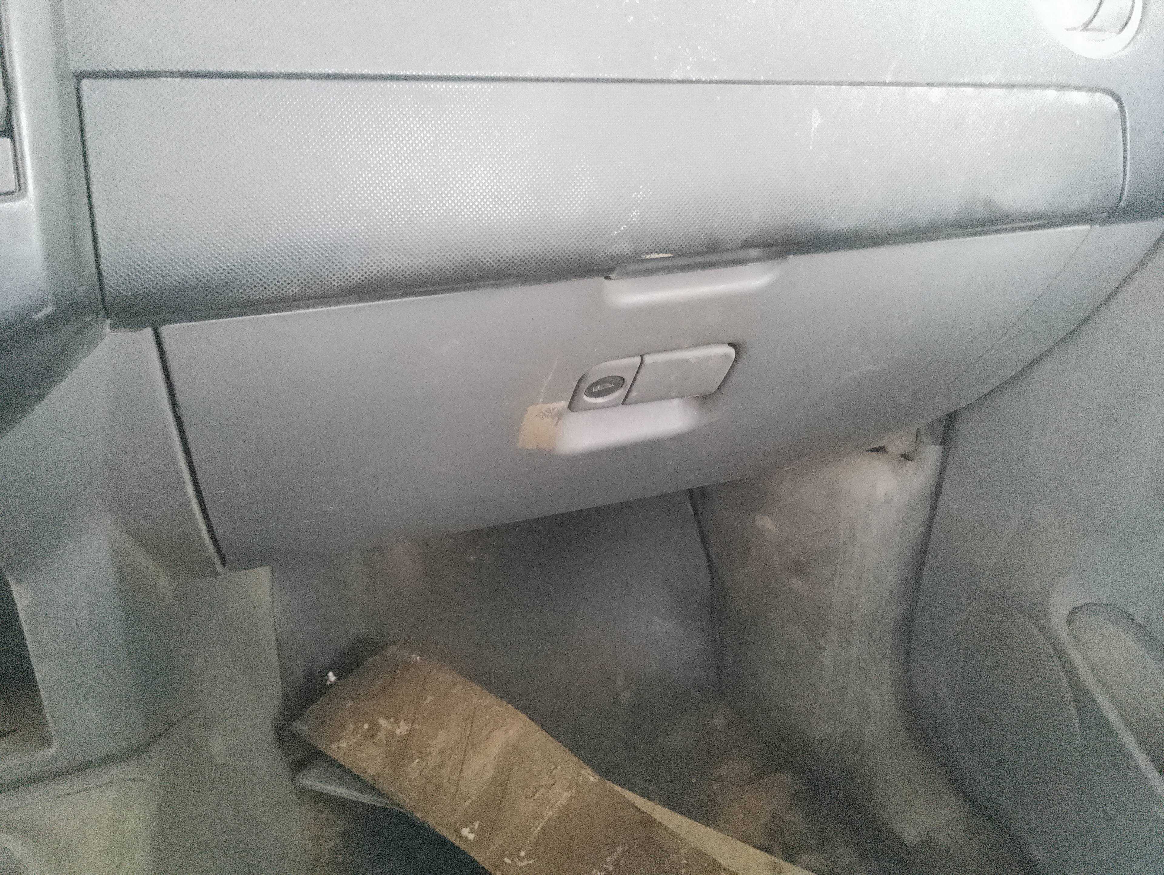 Recambio de guantera para ford ranger (es) xl cabina extra 4x4 referencia OEM IAM   