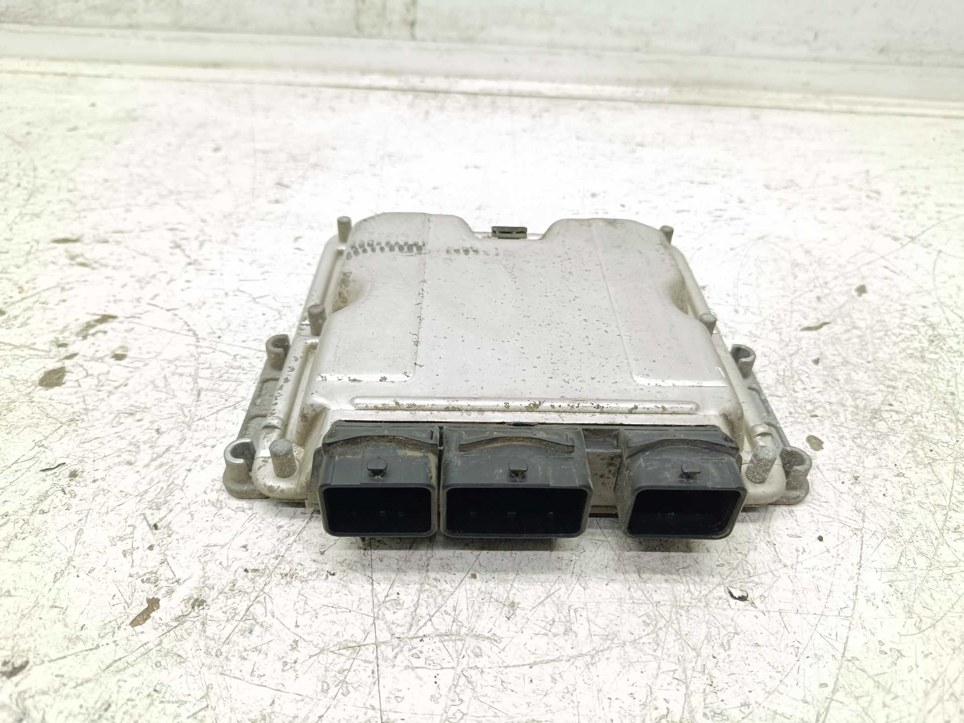 Recambio de centralita motor uce para citroën xsara picasso 2.0 hdi x referencia OEM IAM 9654693280 0281011521 