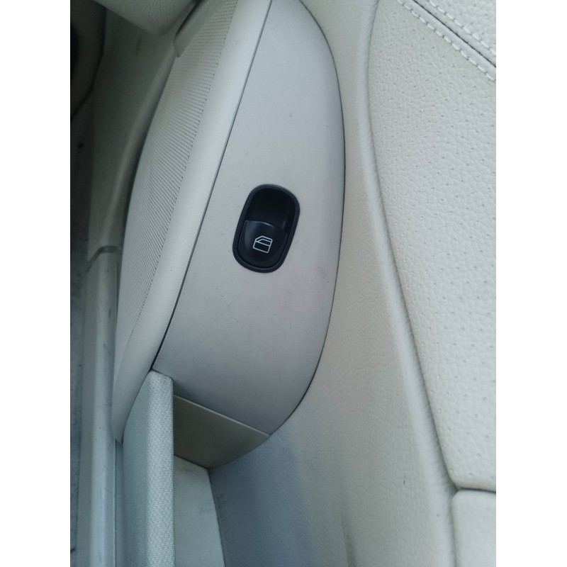 Recambio de mando elevalunas delantero derecho para mercedes-benz clase c (w203) berlina 200 cdi (203.004) referencia OEM IAM   
