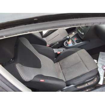 ASIENTO DELANTERO DERECHO 