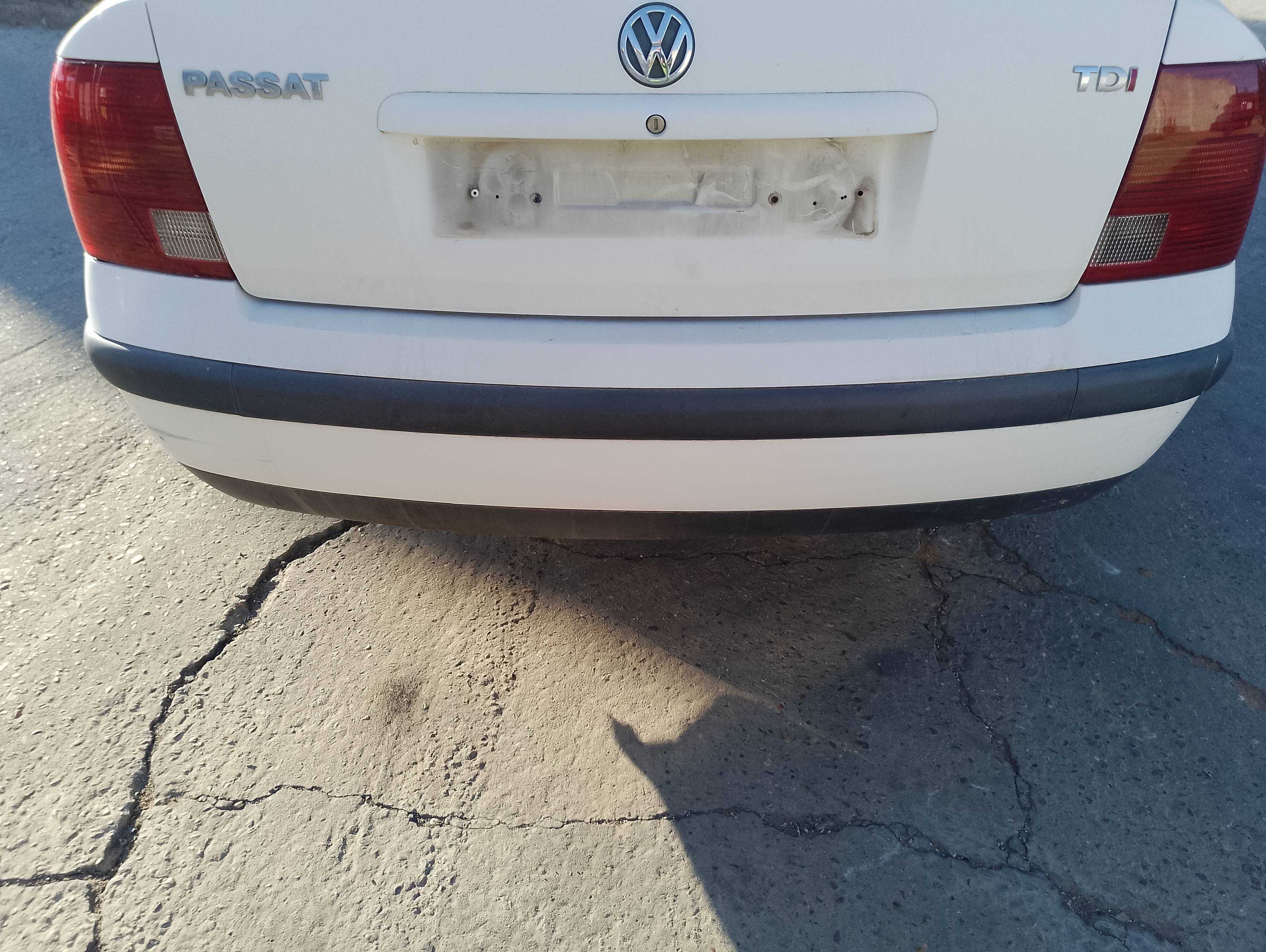 Recambio de panel frontal para volkswagen passat berlina (3a2) cl referencia OEM IAM   