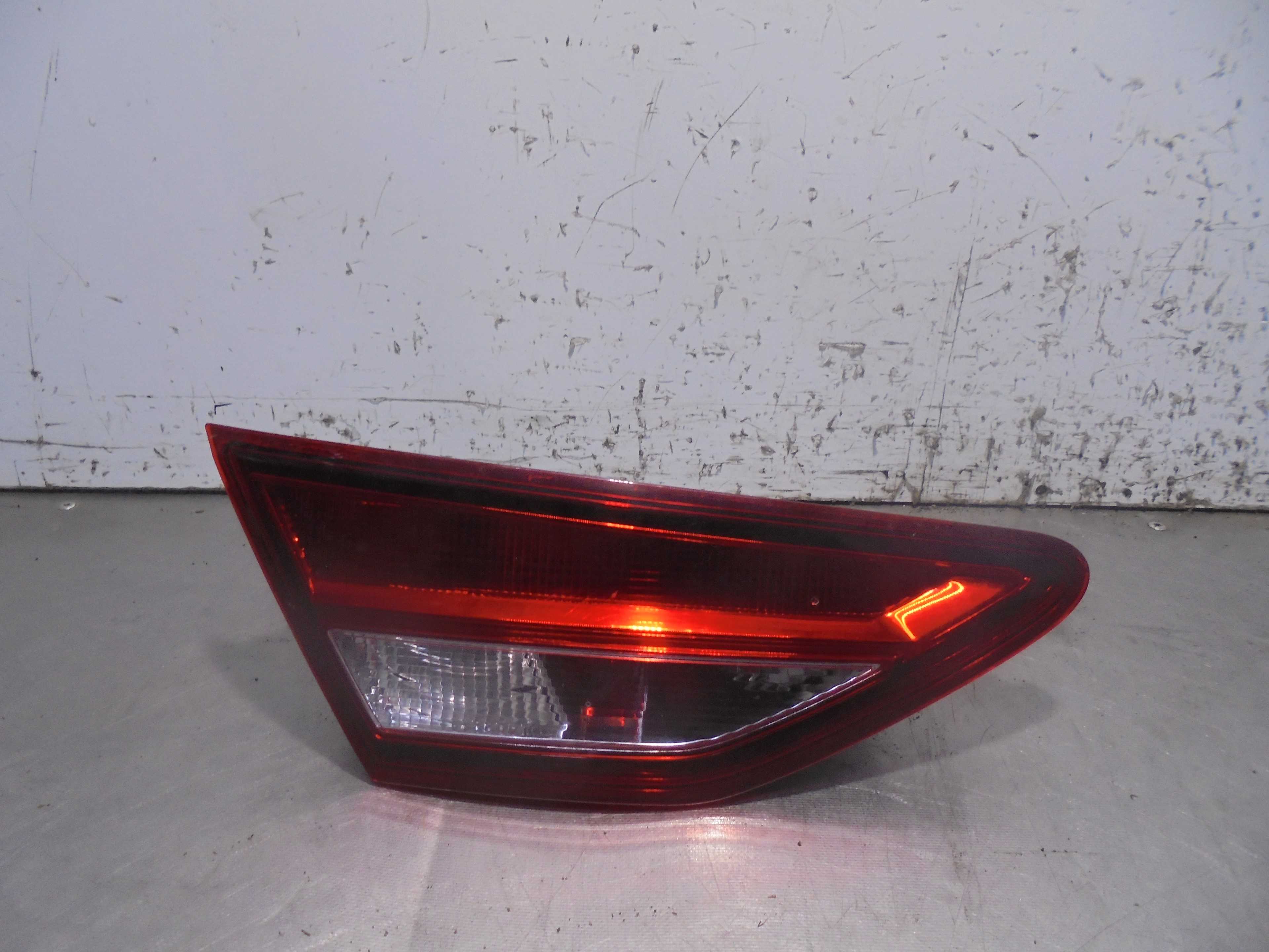 Recambio de piloto porton trasero izquierdo para seat leon (5f1) reference referencia OEM IAM 5F0945093 VALEO 