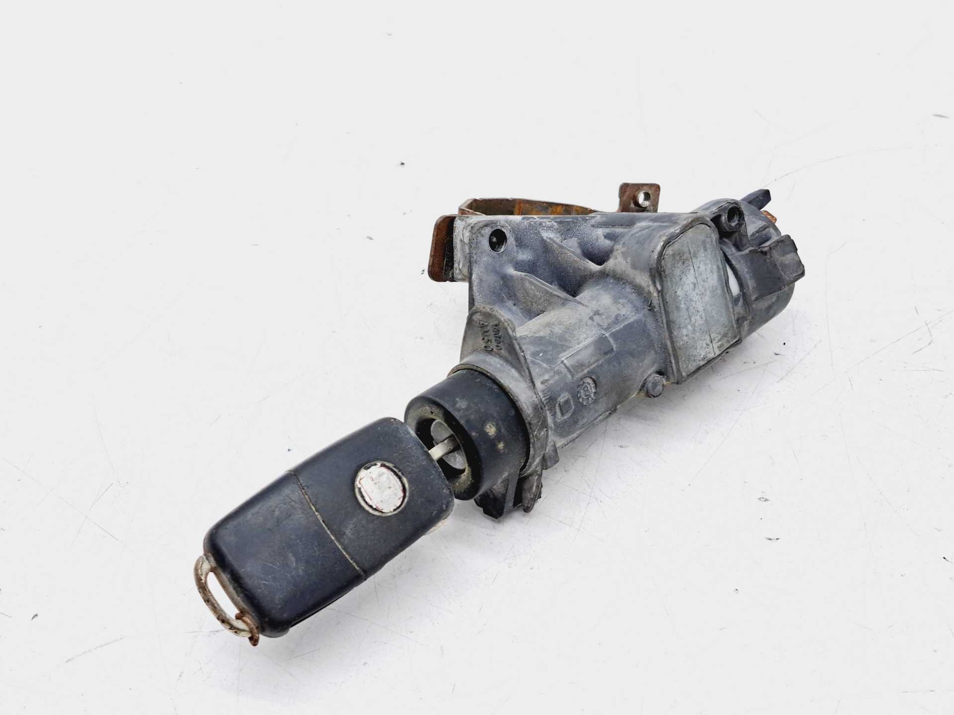 Recambio de conmutador de arranque para seat ibiza (6j5) 1.9 tdi referencia OEM IAM 4B0905851C  