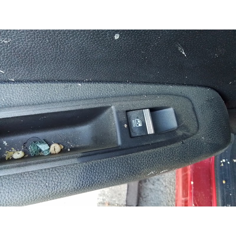 Recambio de mando elevalunas trasero izquierdo para renault captur ii intens referencia OEM IAM 254114723R  