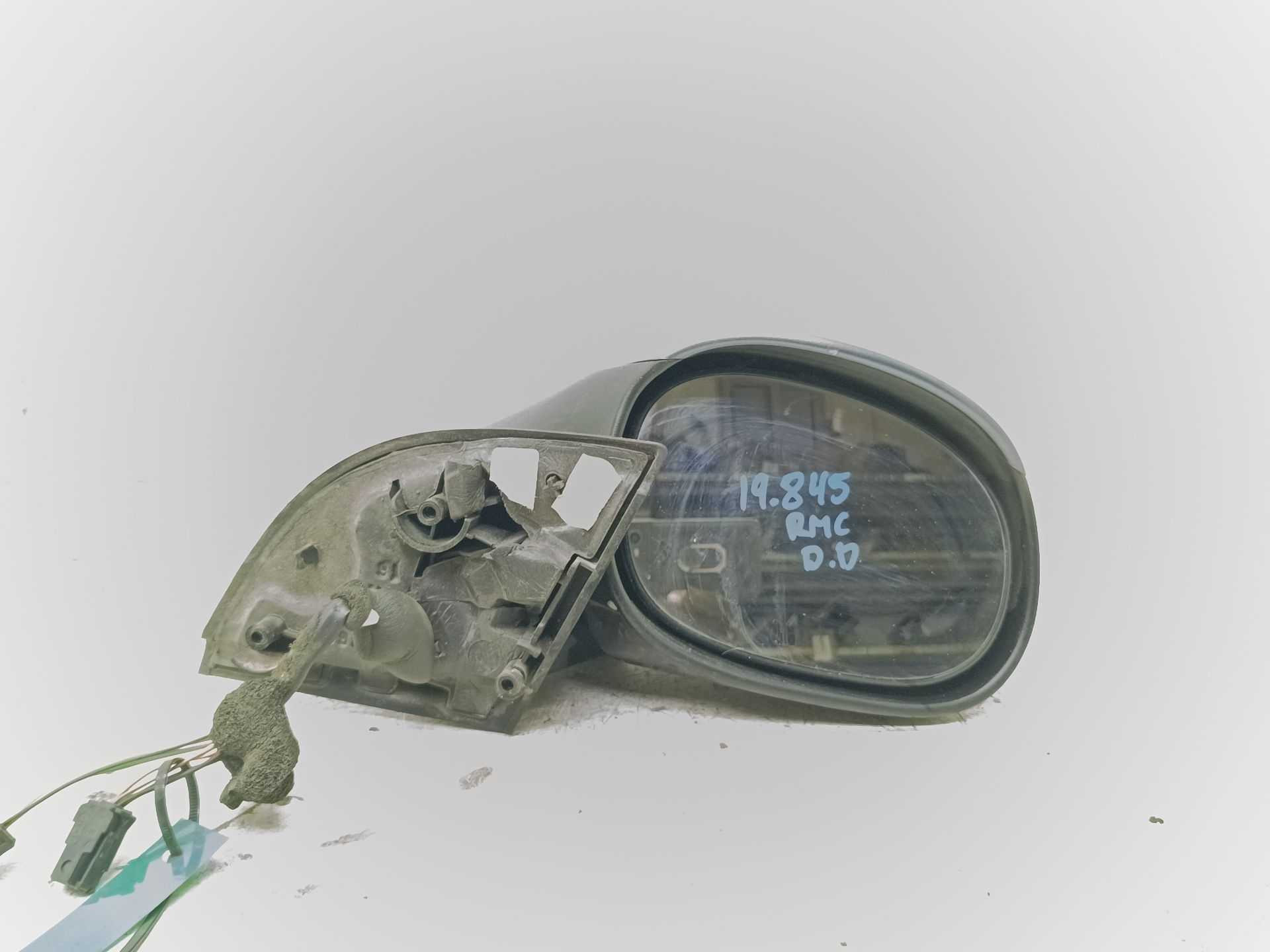 Recambio de retrovisor derecho para citroën c3 1.4 hdi audace referencia OEM IAM E20103024  