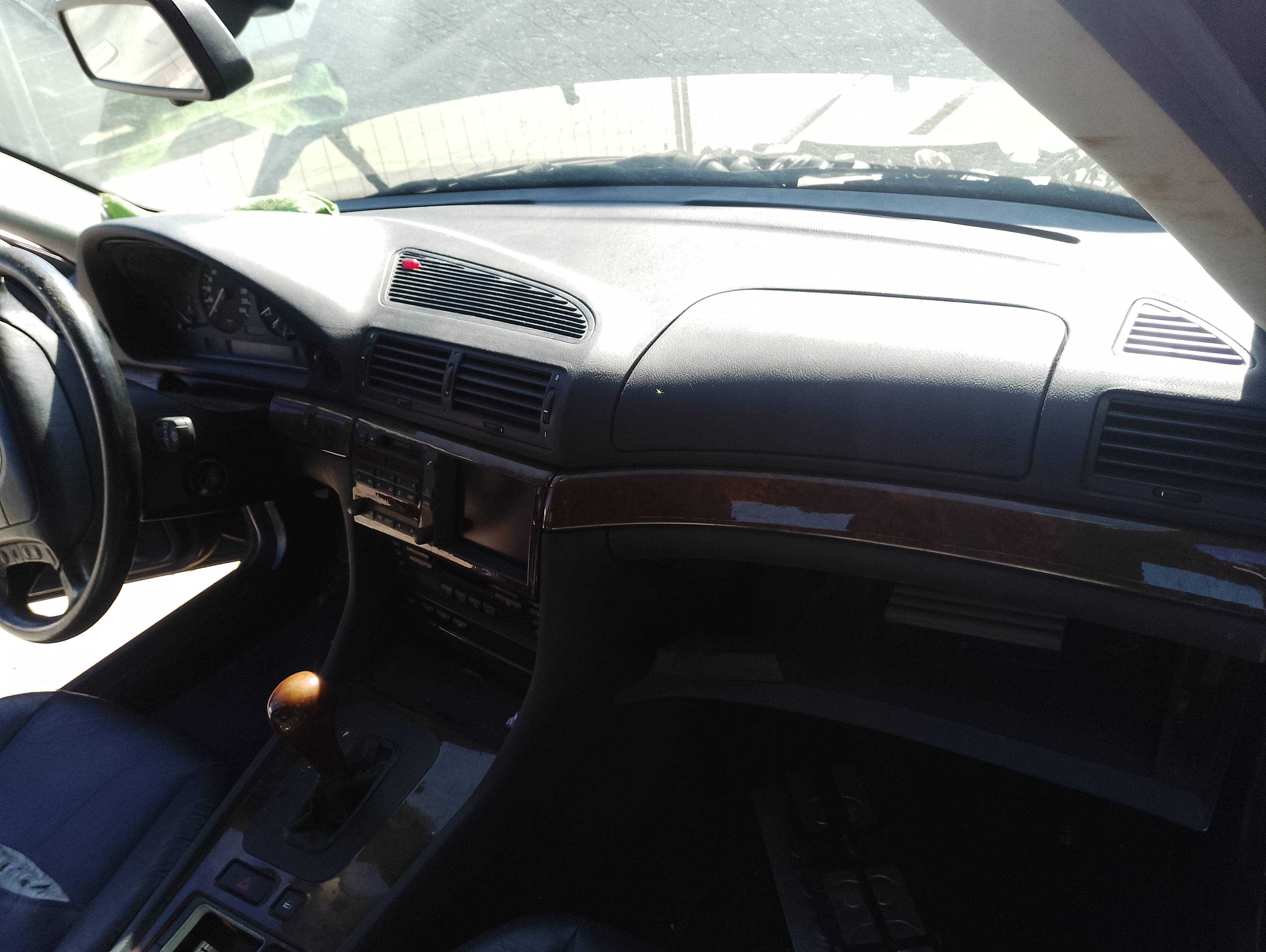 Recambio de salpicadero para bmw serie 7 (e38) referencia OEM IAM   