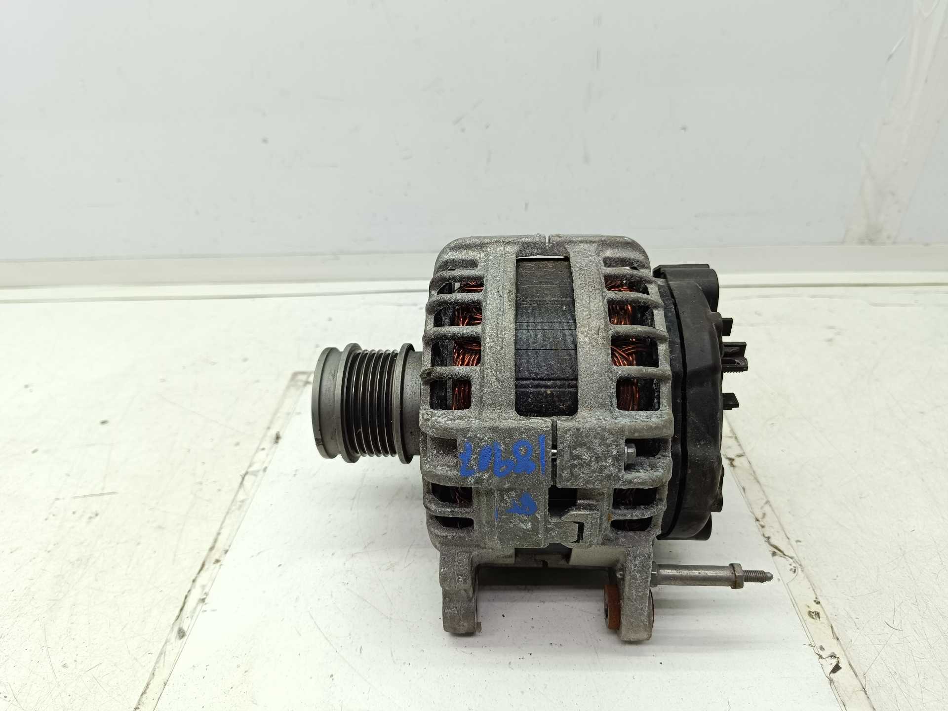Recambio de alternador para volkswagen t-roc (d11) basis referencia OEM IAM 05L903026N  