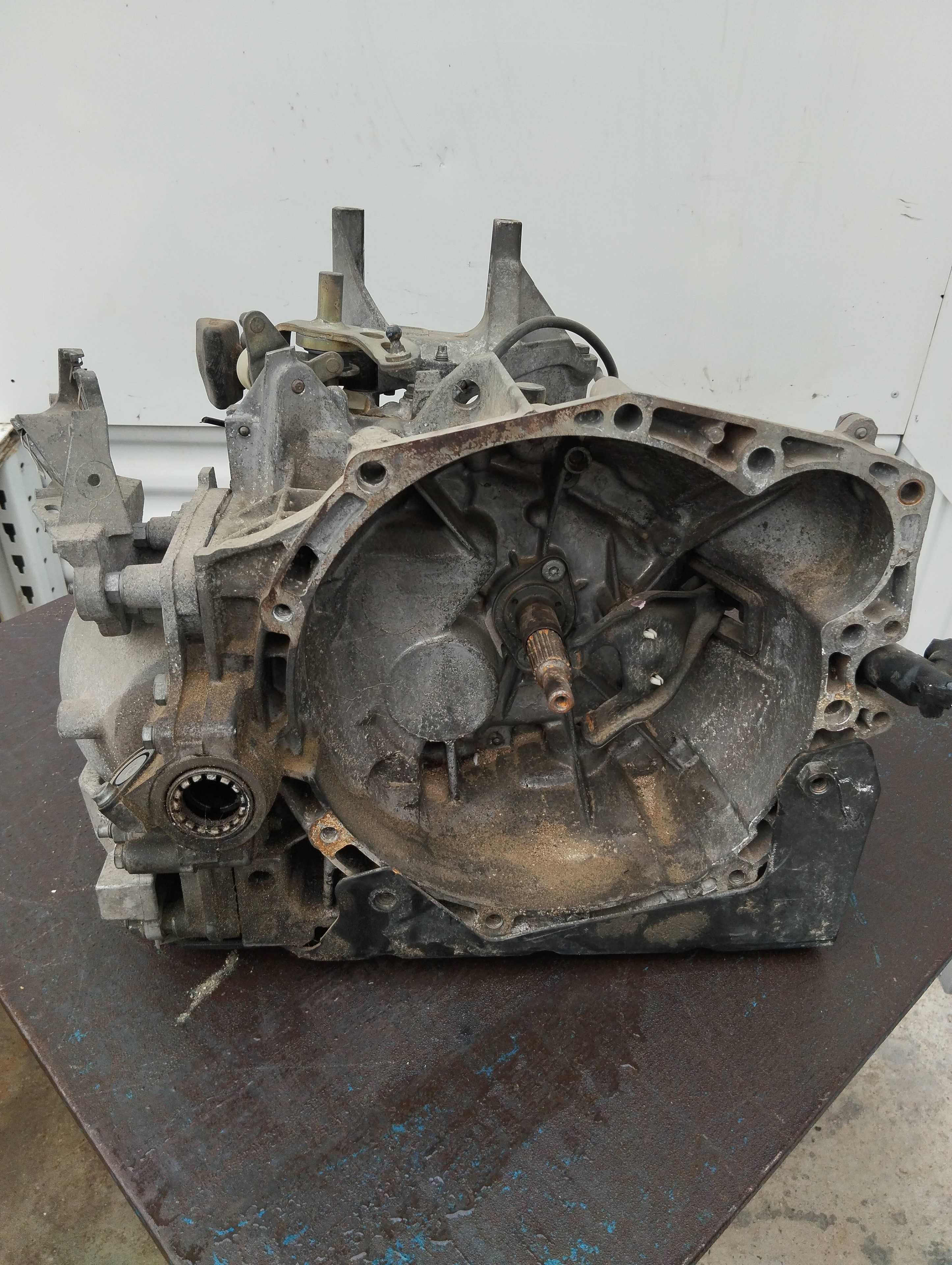 Recambio de caja cambios para peugeot 407 sw 2.0 16v hdi fap cat (rhr / dw10bted4) referencia OEM IAM 20MB02  