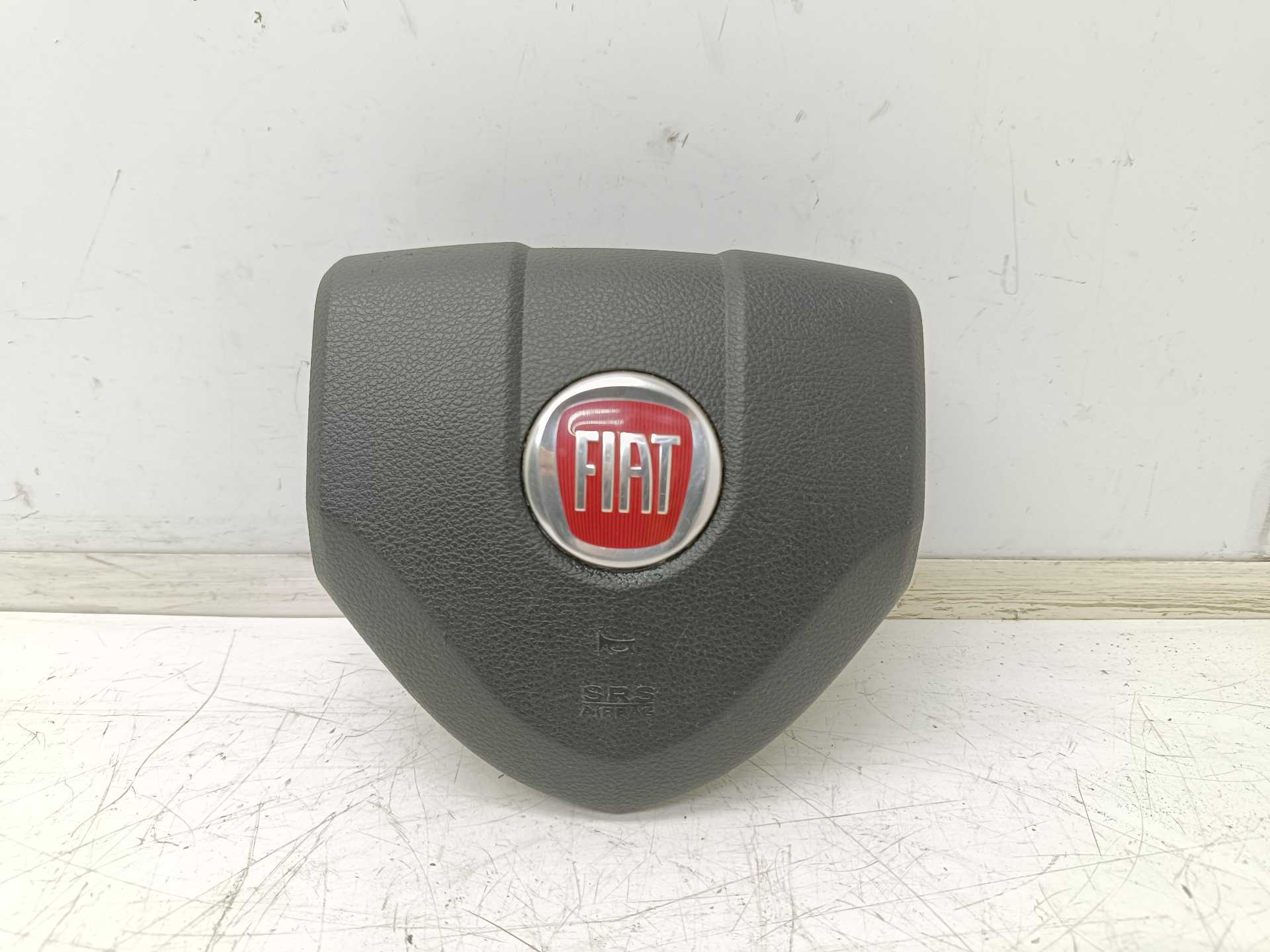 Recambio de airbag delantero izquierdo para fiat freemont (345) urban referencia OEM IAM P1TP76DX9AE 4JE3683XBAI 