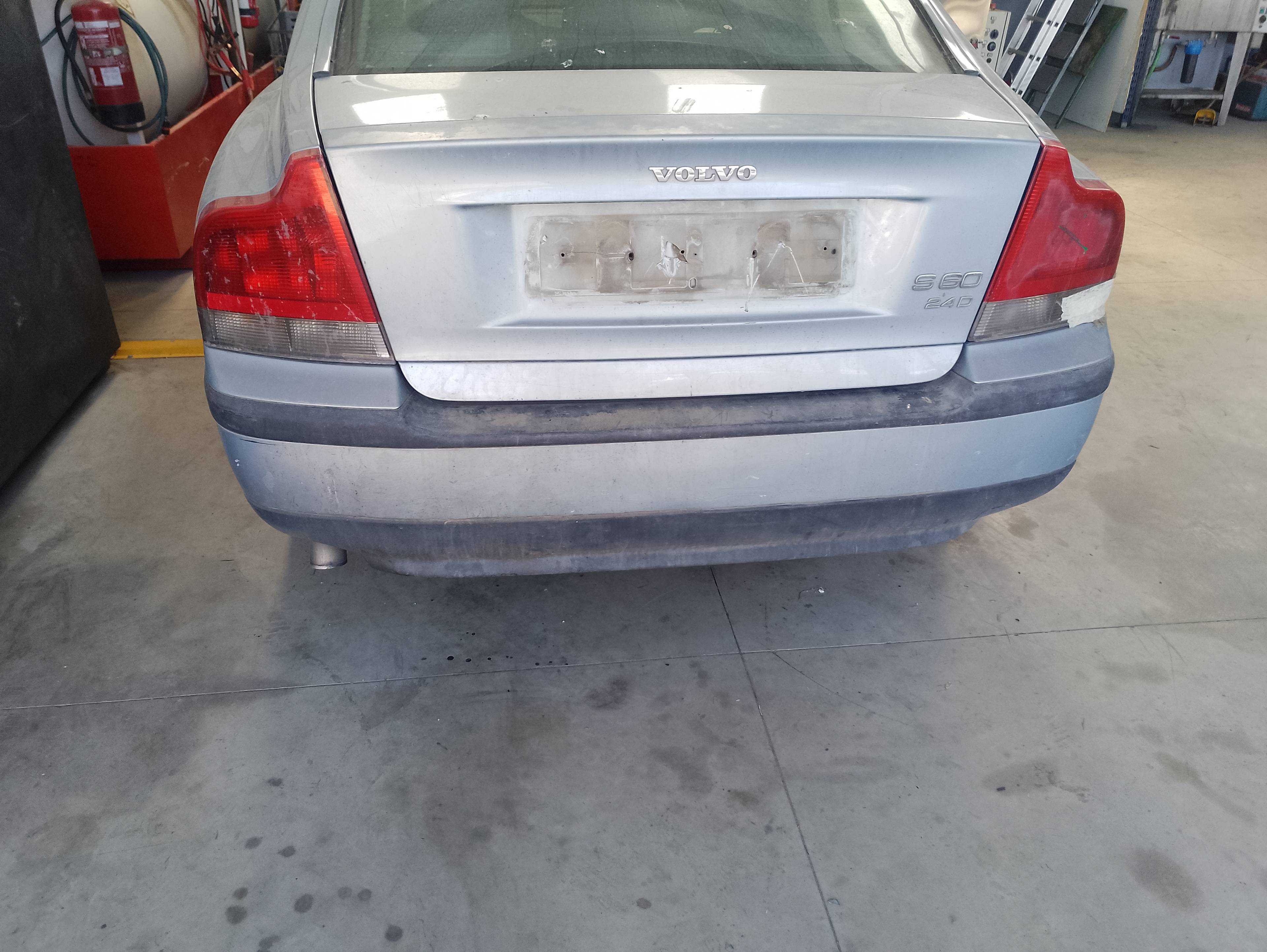 Recambio de paragolpes trasero para volvo s60 berlina 2.4 d referencia OEM IAM   