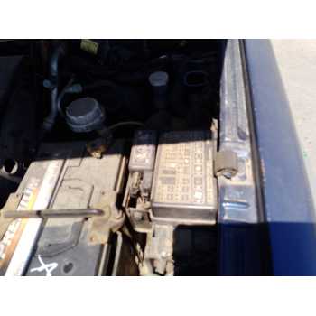 CAJA RELES / FUSIBLES 