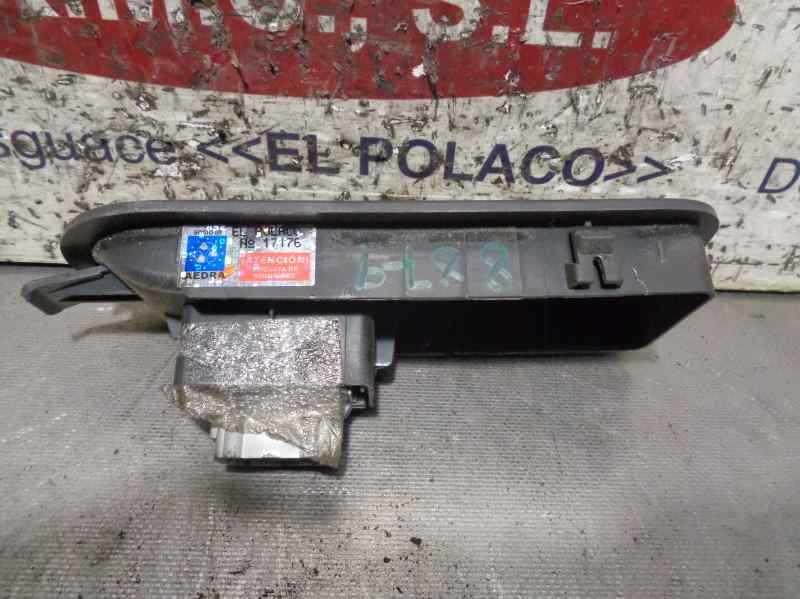 Recambio de mando elevalunas delantero derecho para renault scenic ii authentique referencia OEM IAM   
