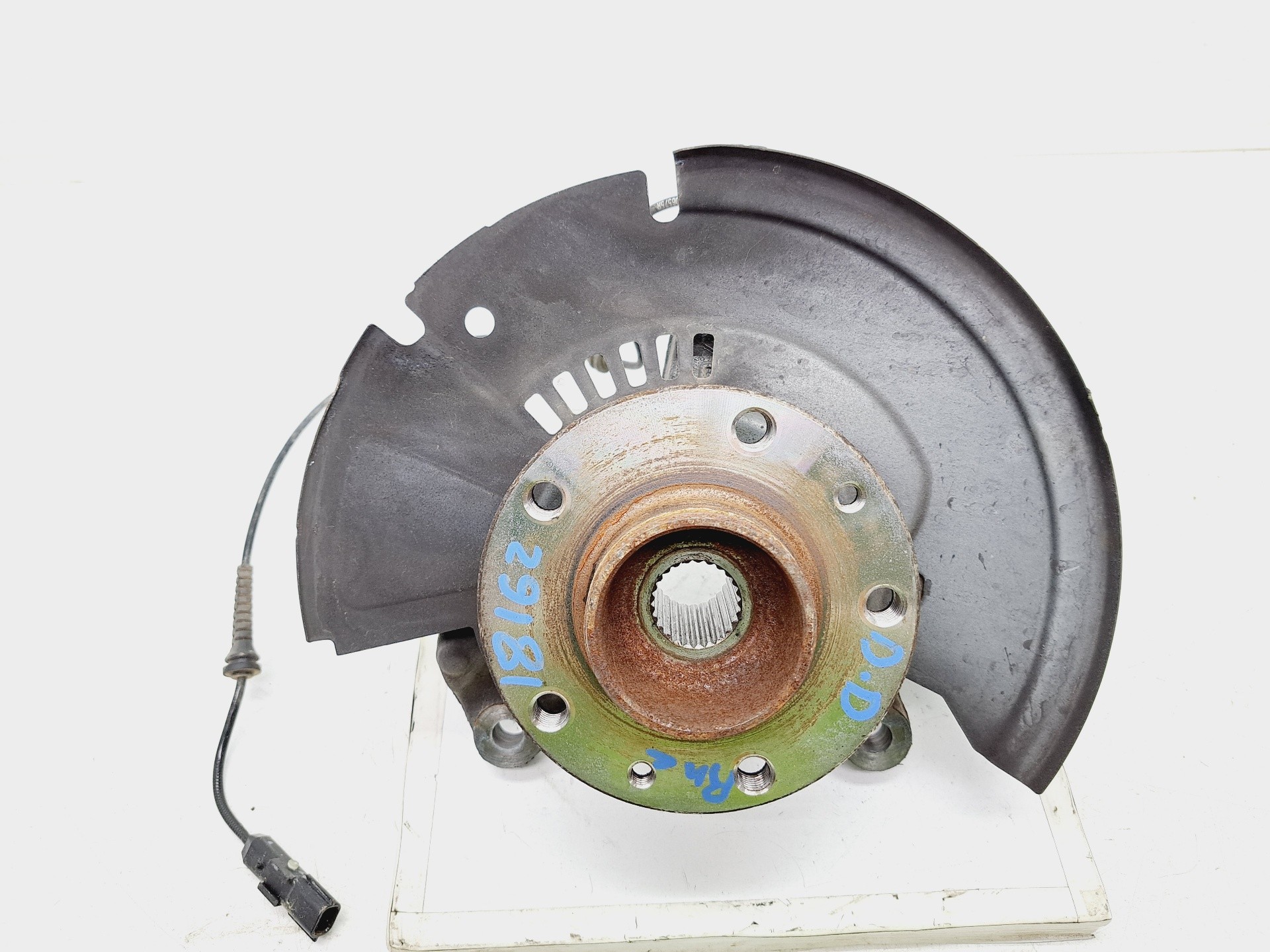 Recambio de mangueta delantera derecha para renault captur ii intens referencia OEM IAM   
