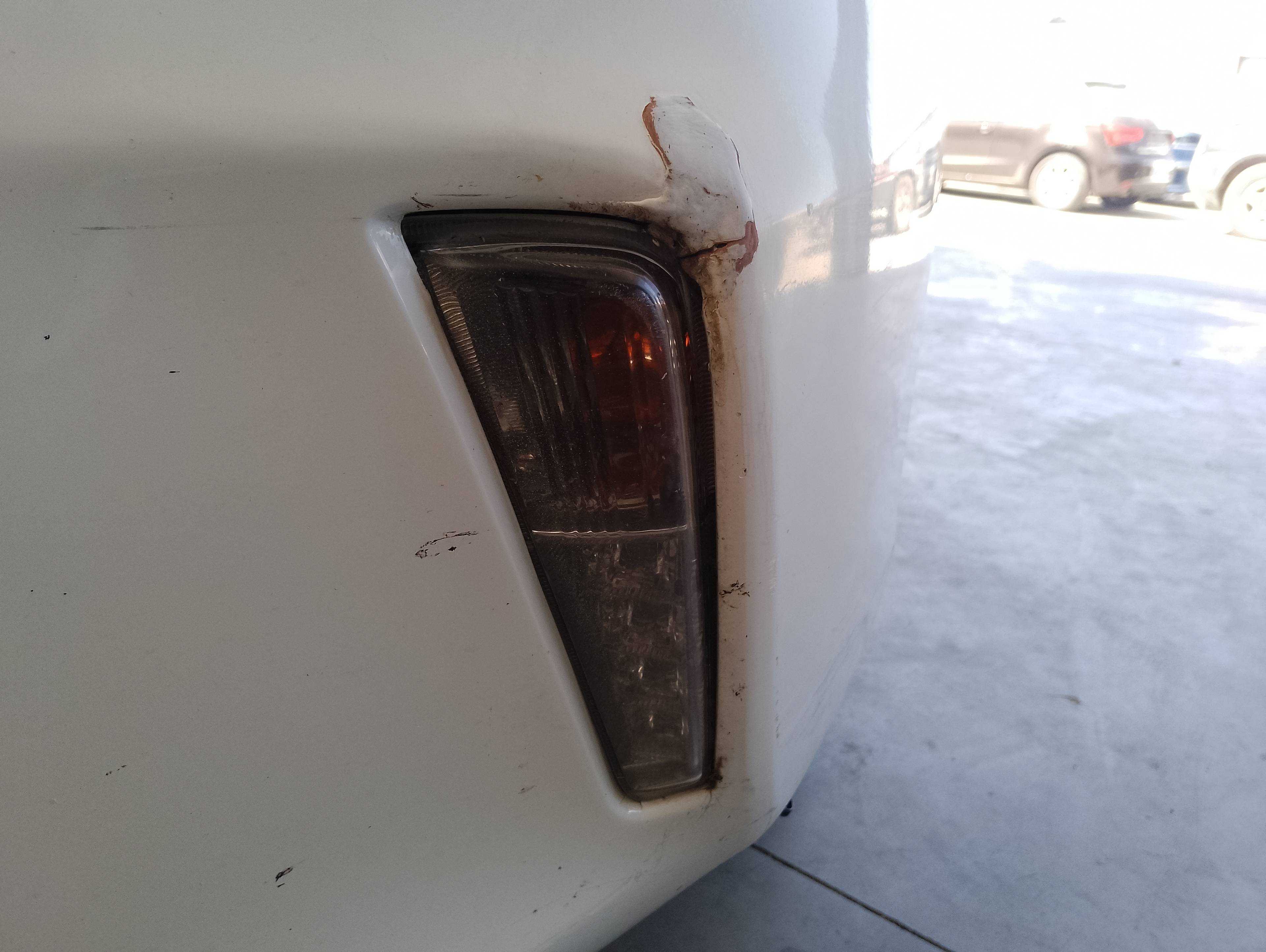 Recambio de piloto delantero izquierdo para toyota prius+ basis referencia OEM IAM   