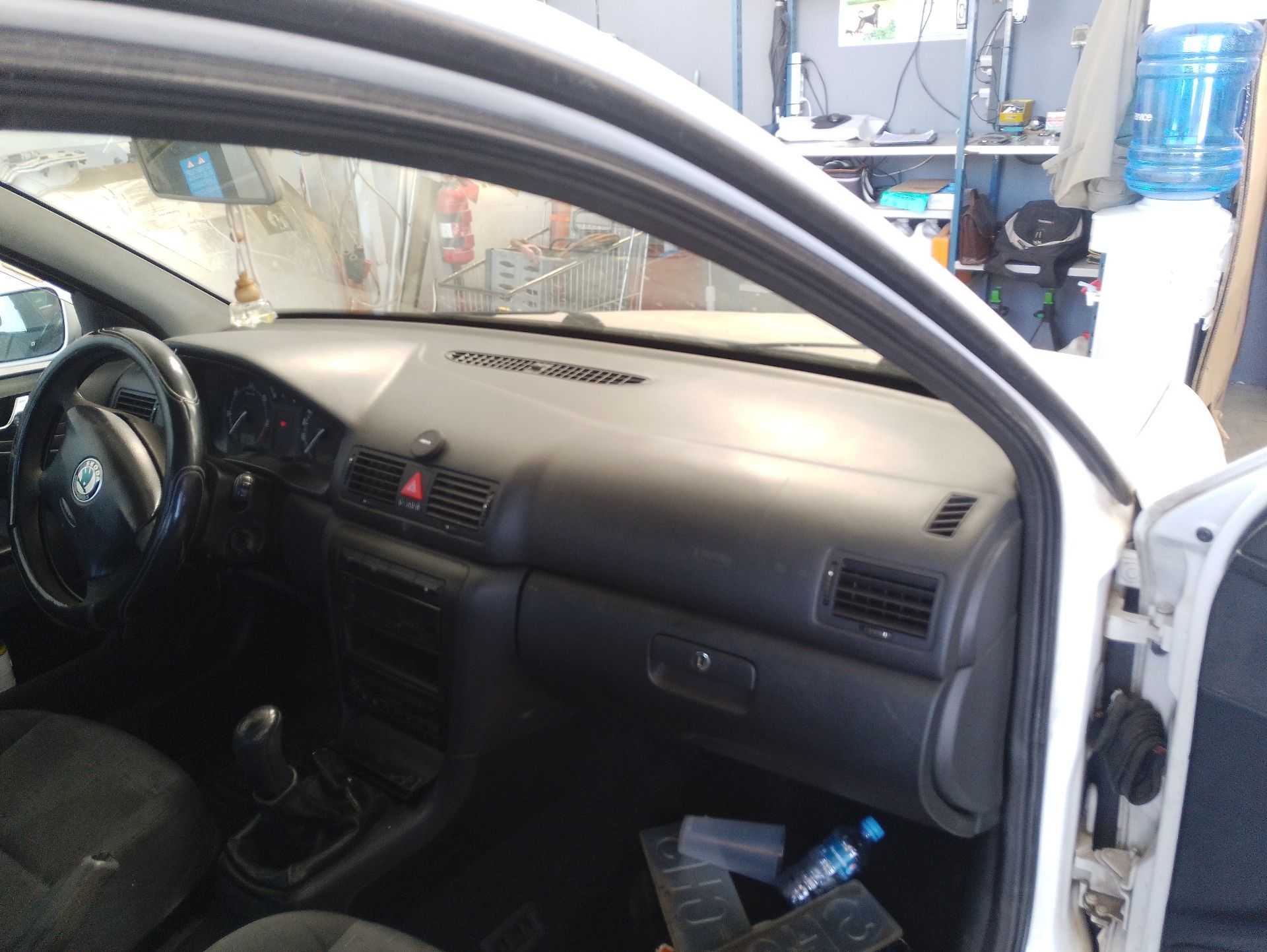 Recambio de salpicadero para skoda octavia i (1u2) 1.9 tdi referencia OEM IAM 1U1857007R47H  
