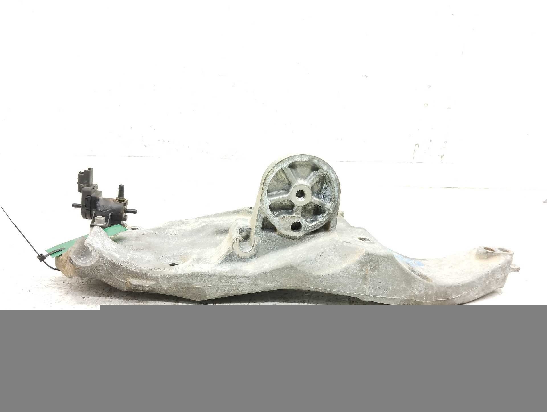 Recambio de soporte alternador para ford kuga (cbs) st-line 2wd referencia OEM IAM DS7Q8D611  