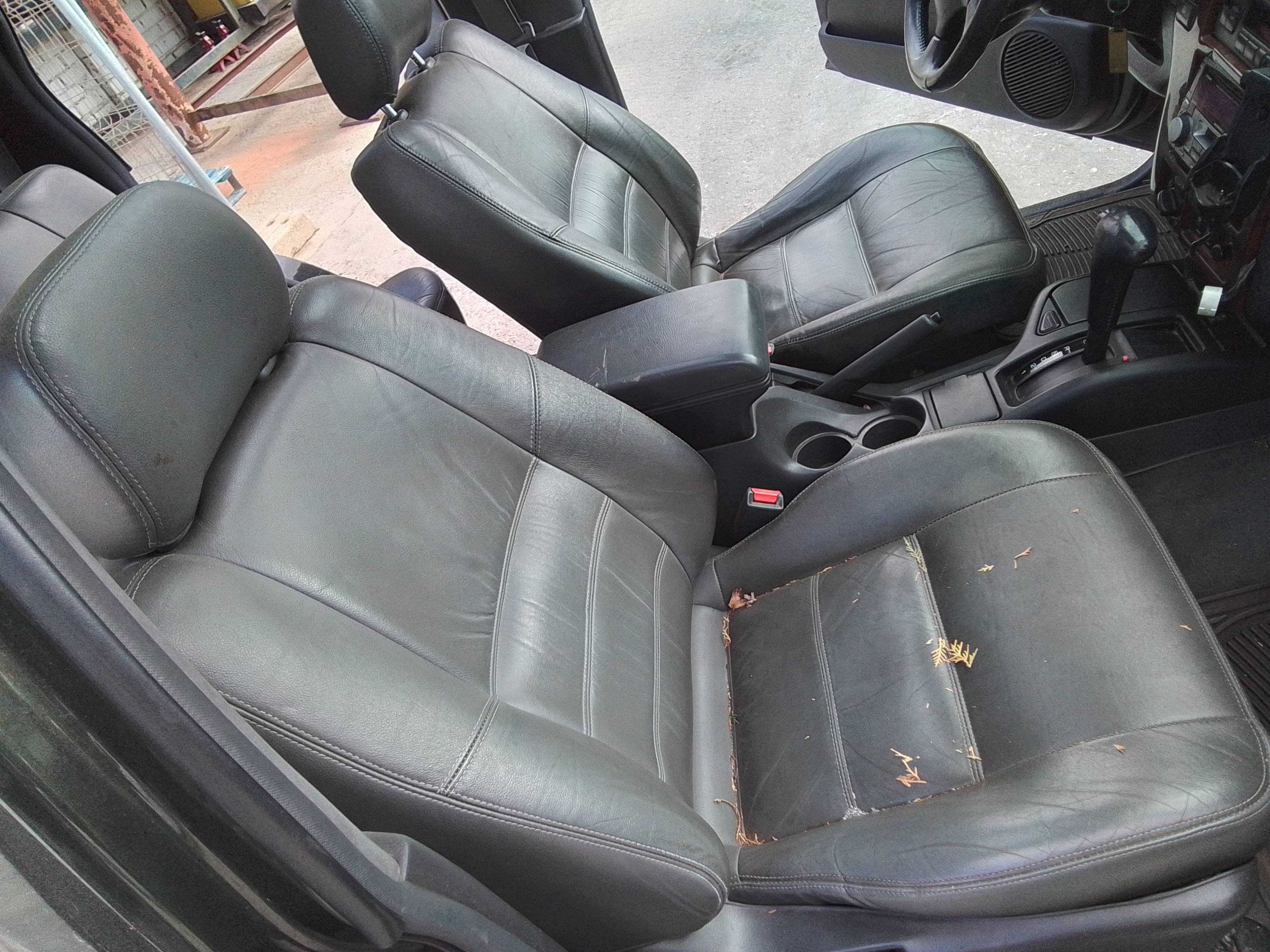 Recambio de asiento delantero derecho para nissan pathfinder (r50) 3.3 v6 automático referencia OEM IAM   