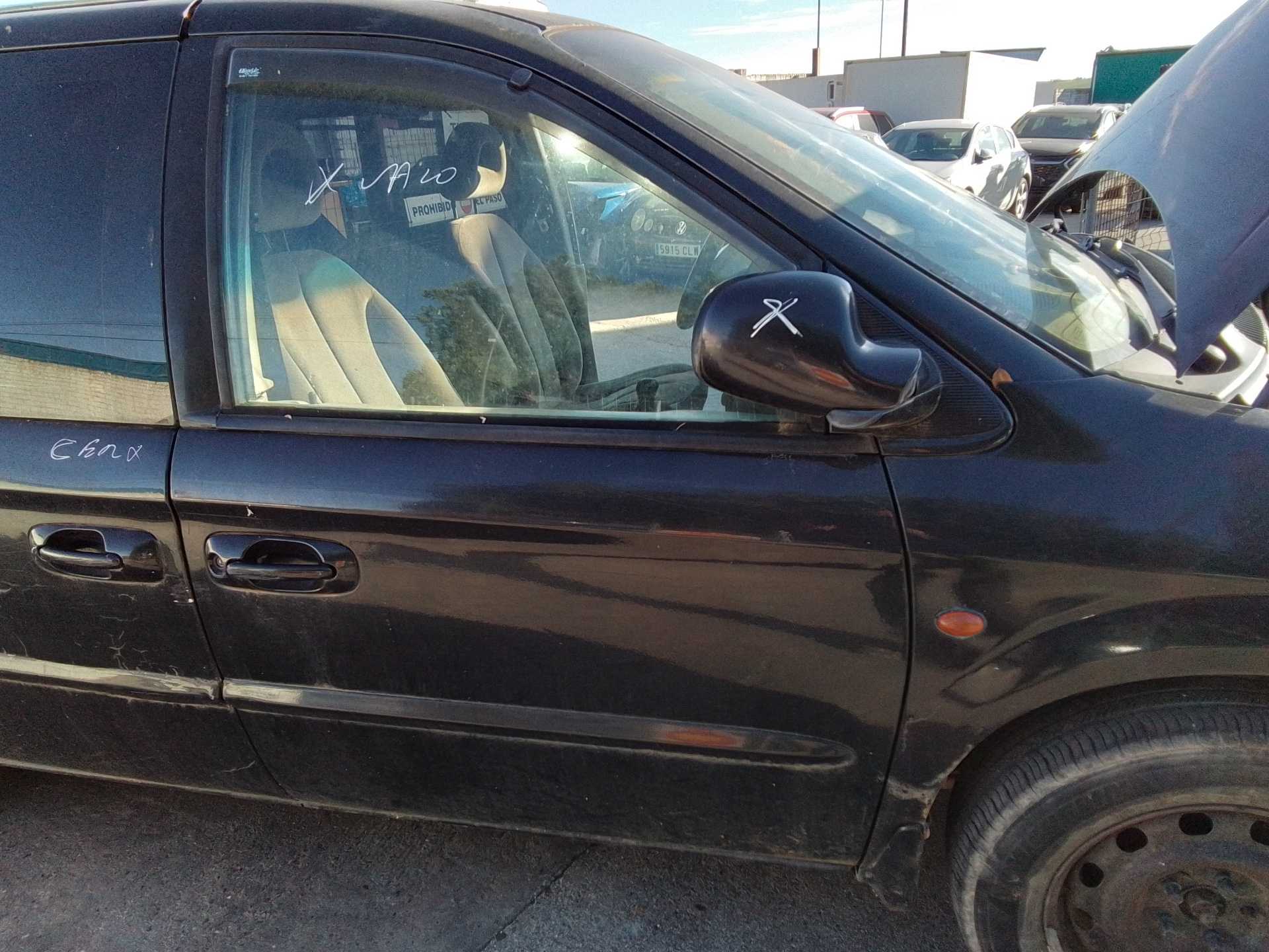 Recambio de puerta delantera derecha para chrysler voyager (rg) 2.5 crd executive referencia OEM IAM   