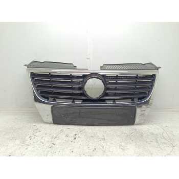 REJILLA DELANTERA 3C0853651 