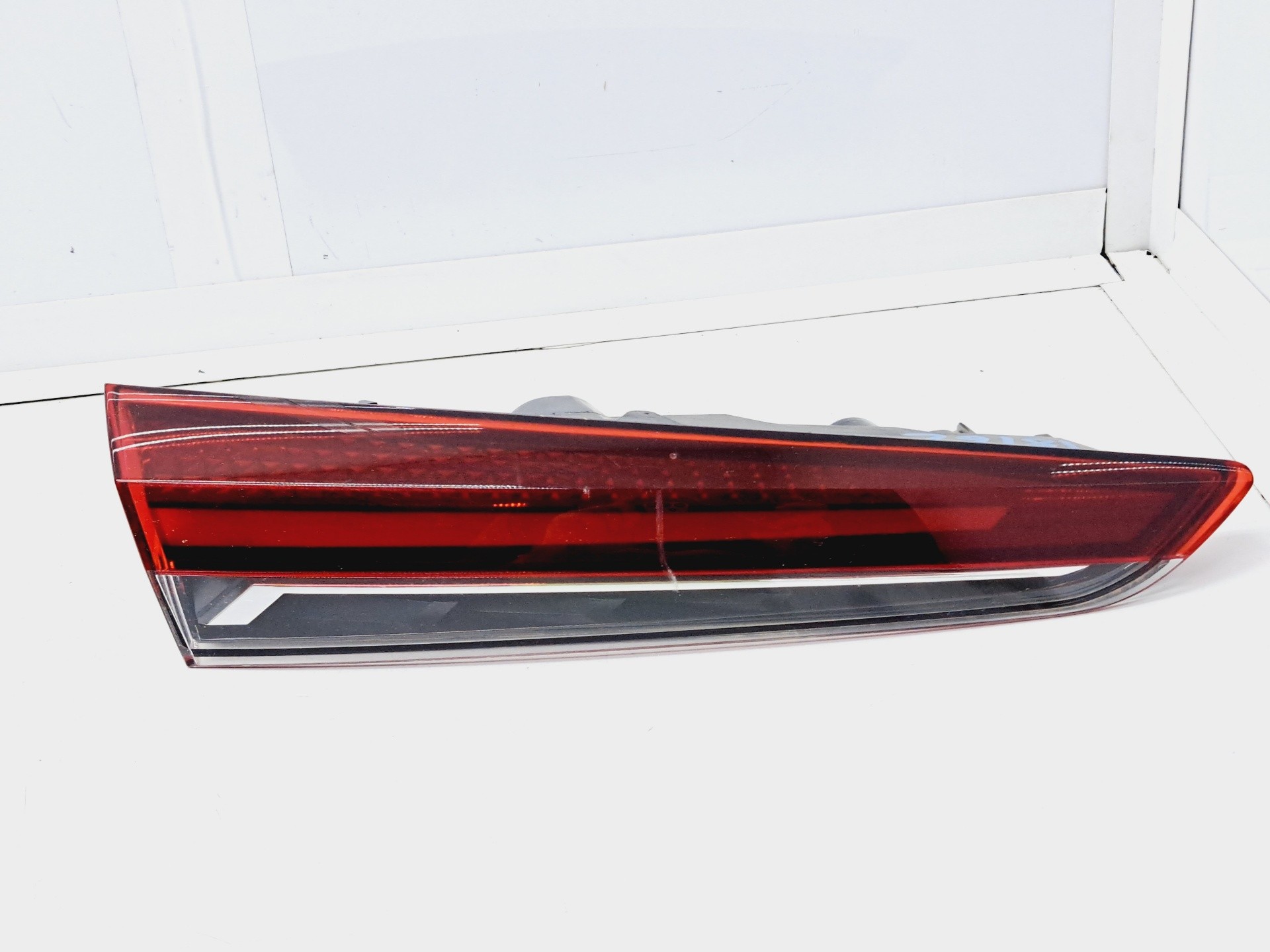 Recambio de piloto porton trasero izquierdo para renault captur ii intens referencia OEM IAM 265553734R MAKO 