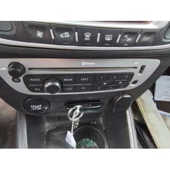 SISTEMA AUDIO / RADIO CD 